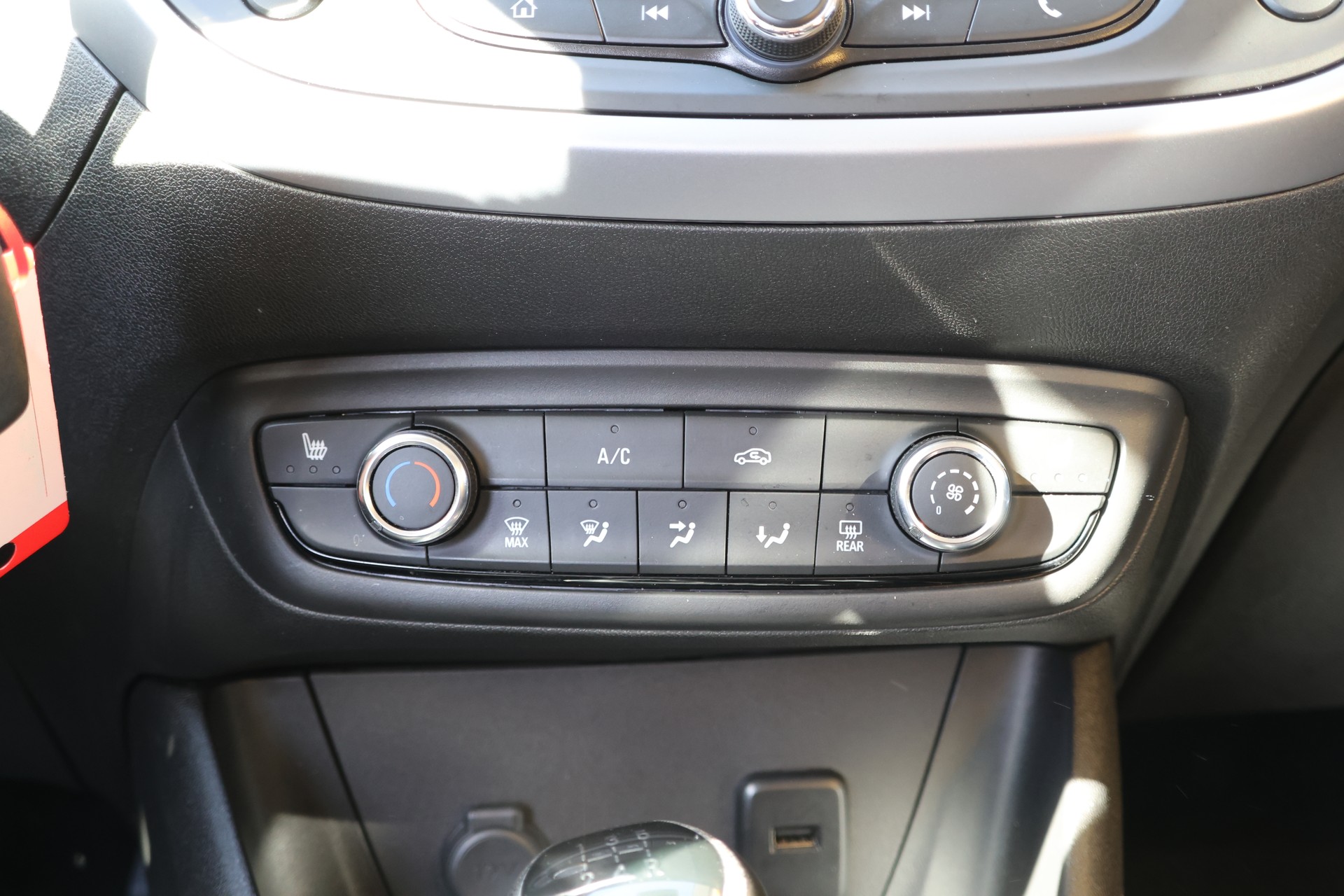 OPEL Crossland X 1.2T Enjoy-image-8