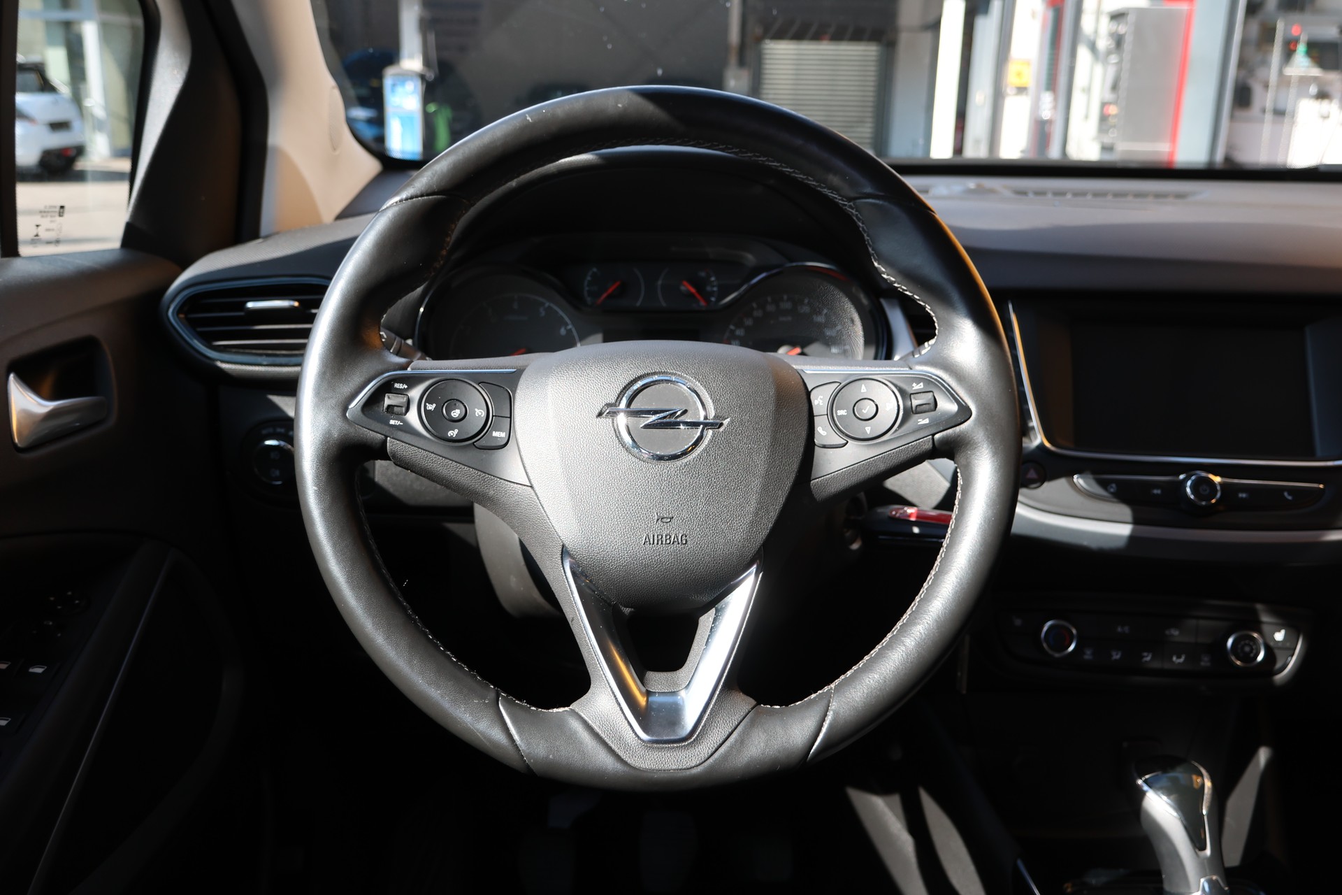 OPEL Crossland X 1.2T Enjoy-image-5