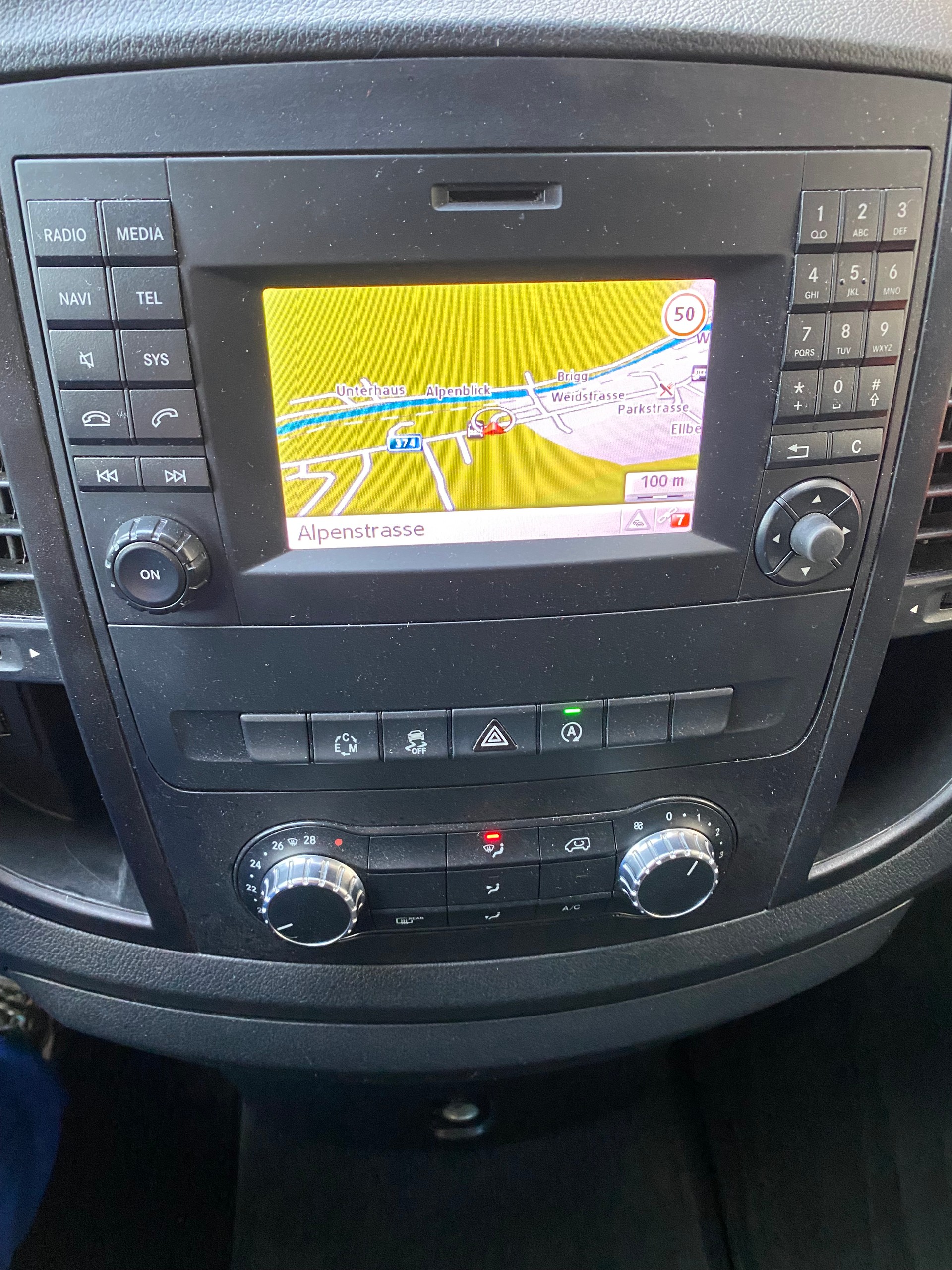 MERCEDES-BENZ Vito 116 BlueTec Tourer Select L 4Matic 7G-Tronic-image-5