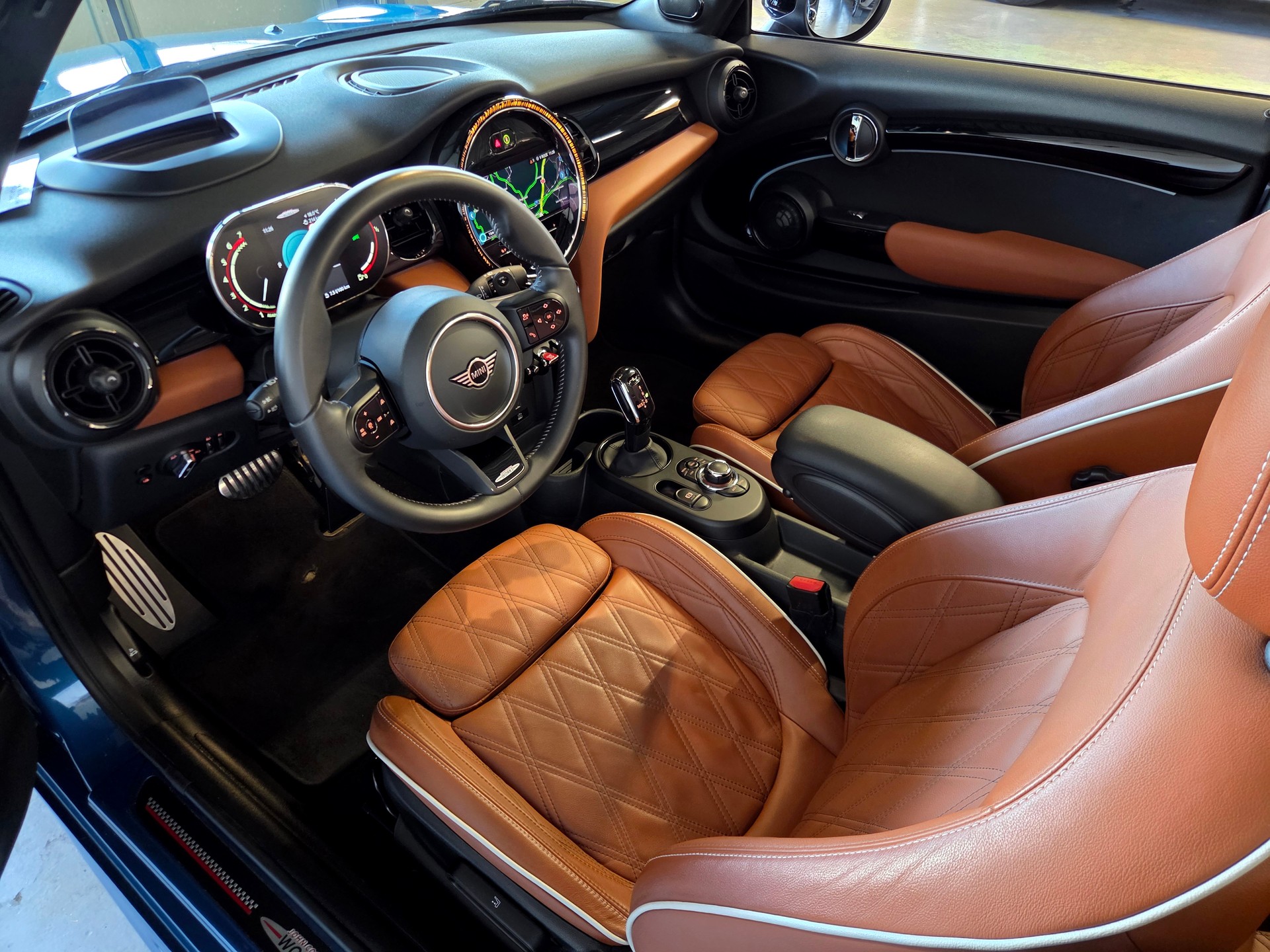 MINI Cabrio F57 2.0i John Cooper Works SAG-image-12