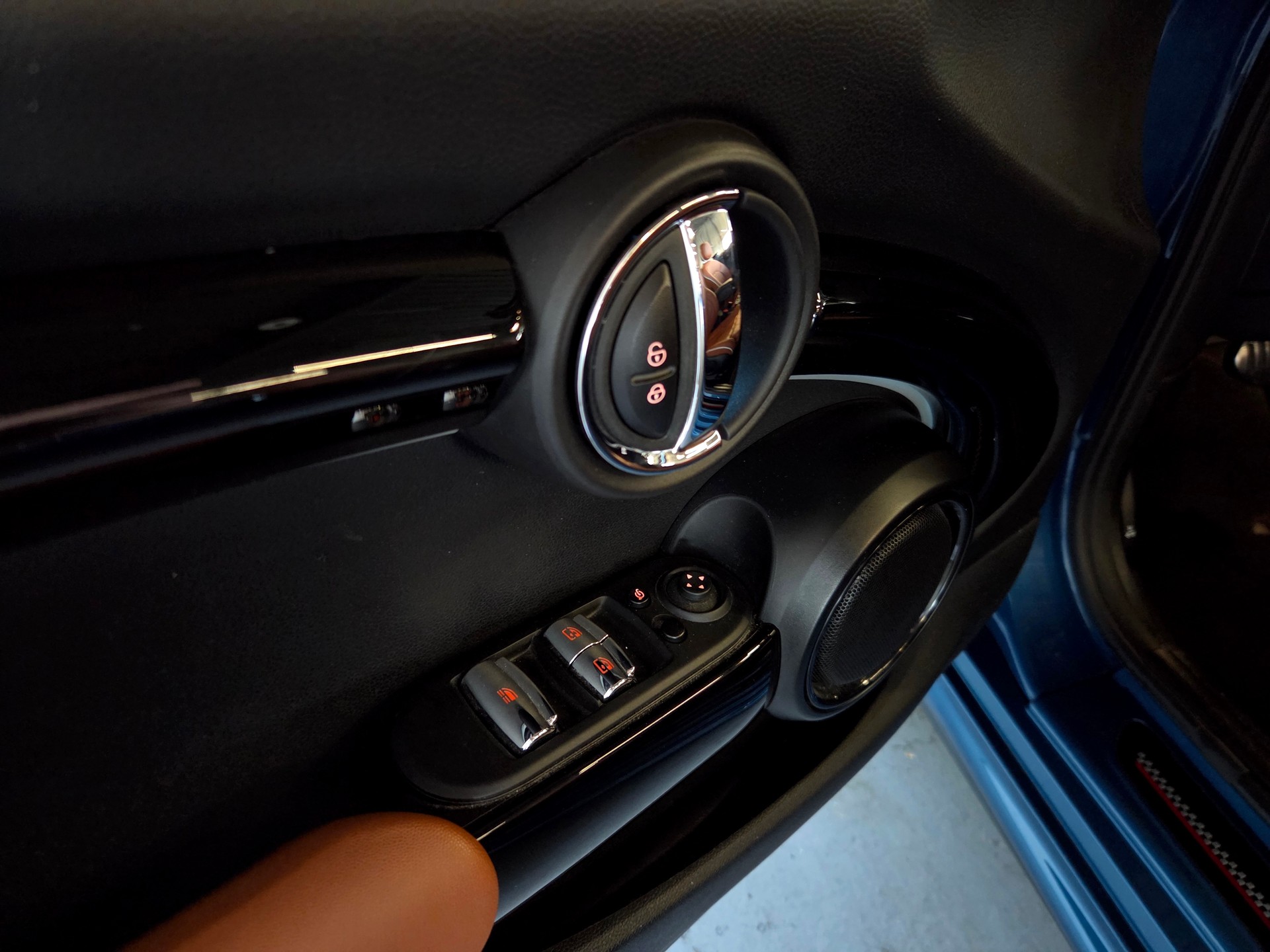 MINI Cabrio F57 2.0i John Cooper Works SAG-image-16