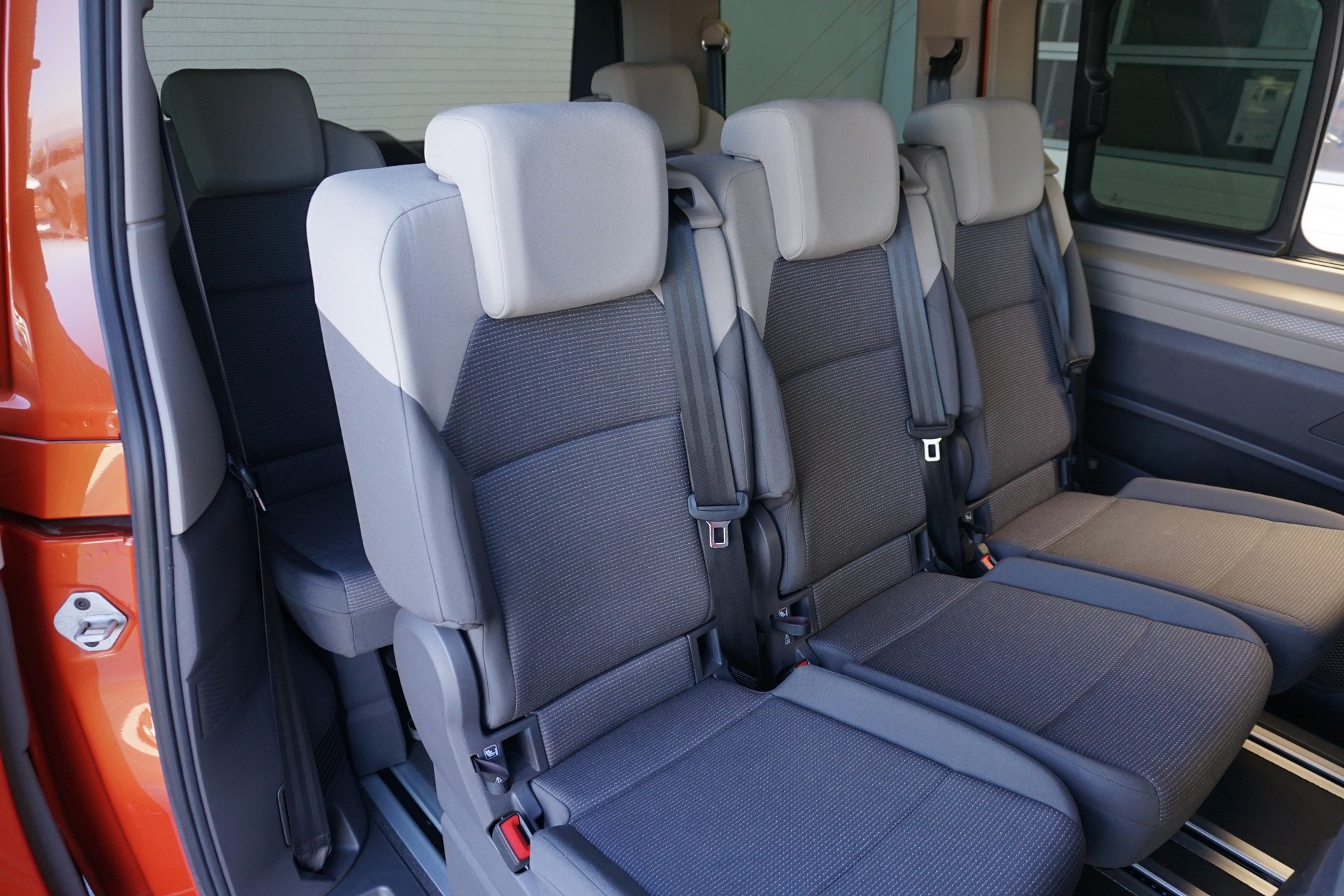 VW T 7 Multivan 1.4 eHybrid 218 PS Liberty Automat Plug-In 7 Plätzer-image-22