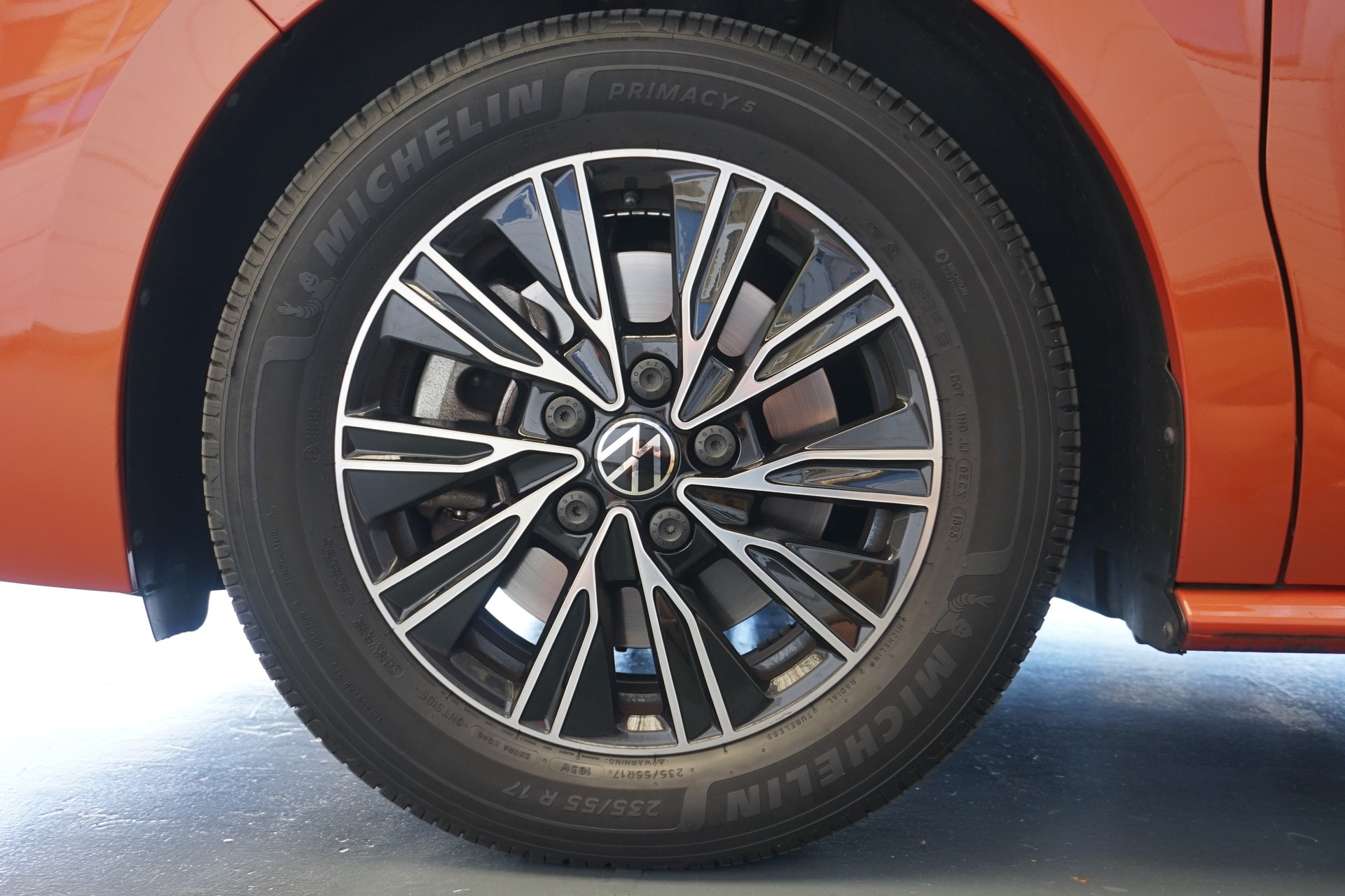 VW T 7 Multivan 1.4 eHybrid 218 PS Liberty Automat Plug-In 7 Plätzer-image-14