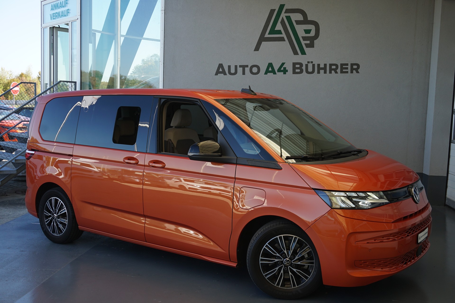 VW T 7 Multivan 1.4 eHybrid 218 PS Liberty Automat Plug-In 7 Plätzer-image-2