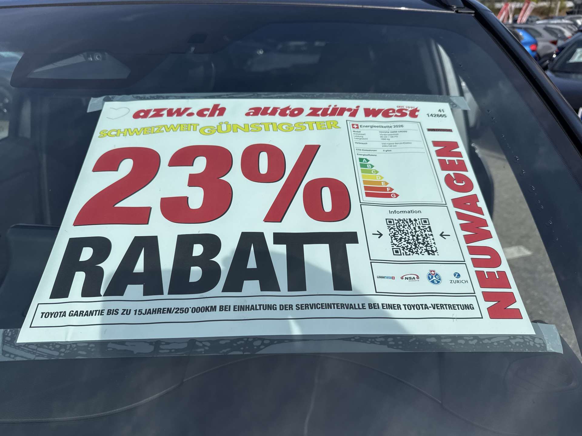 TOYOTA Yaris Cross 1.5 Comfort e-CVT Automat-showroom-element-3