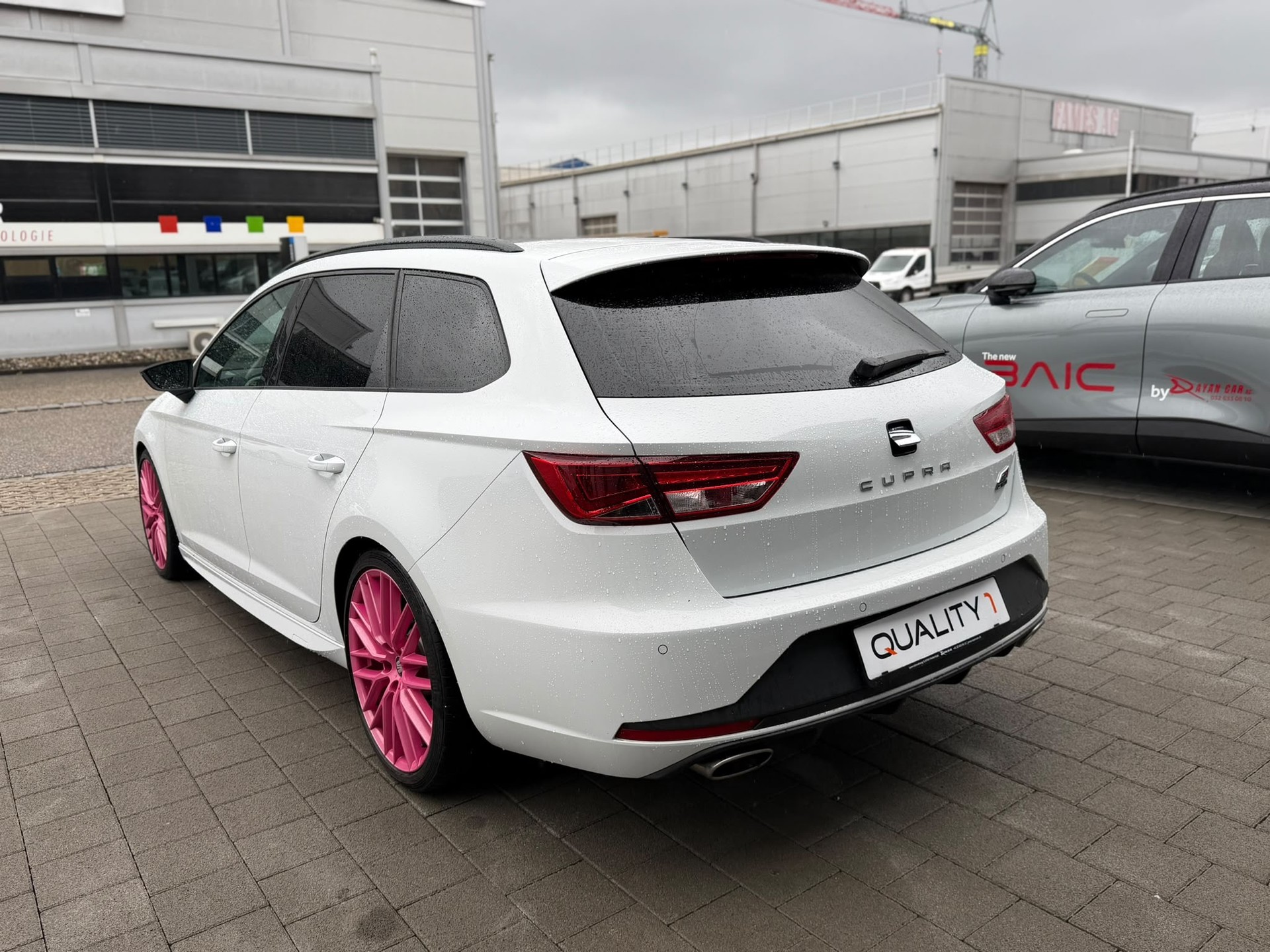 SEAT Leon ST 2.0 TSI Cupra 290 DSG-image-6