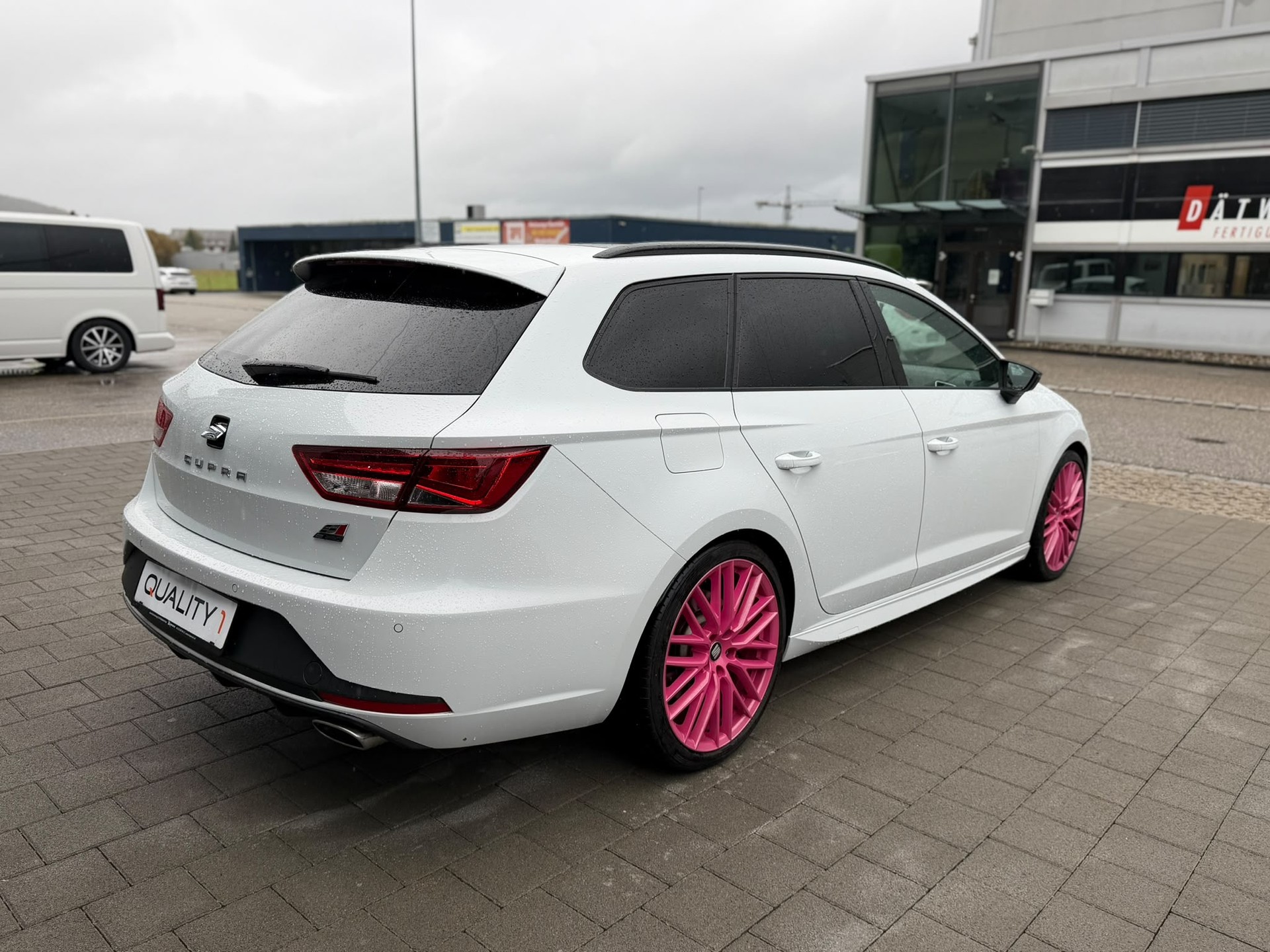 SEAT Leon ST 2.0 TSI Cupra 290 DSG-image-5