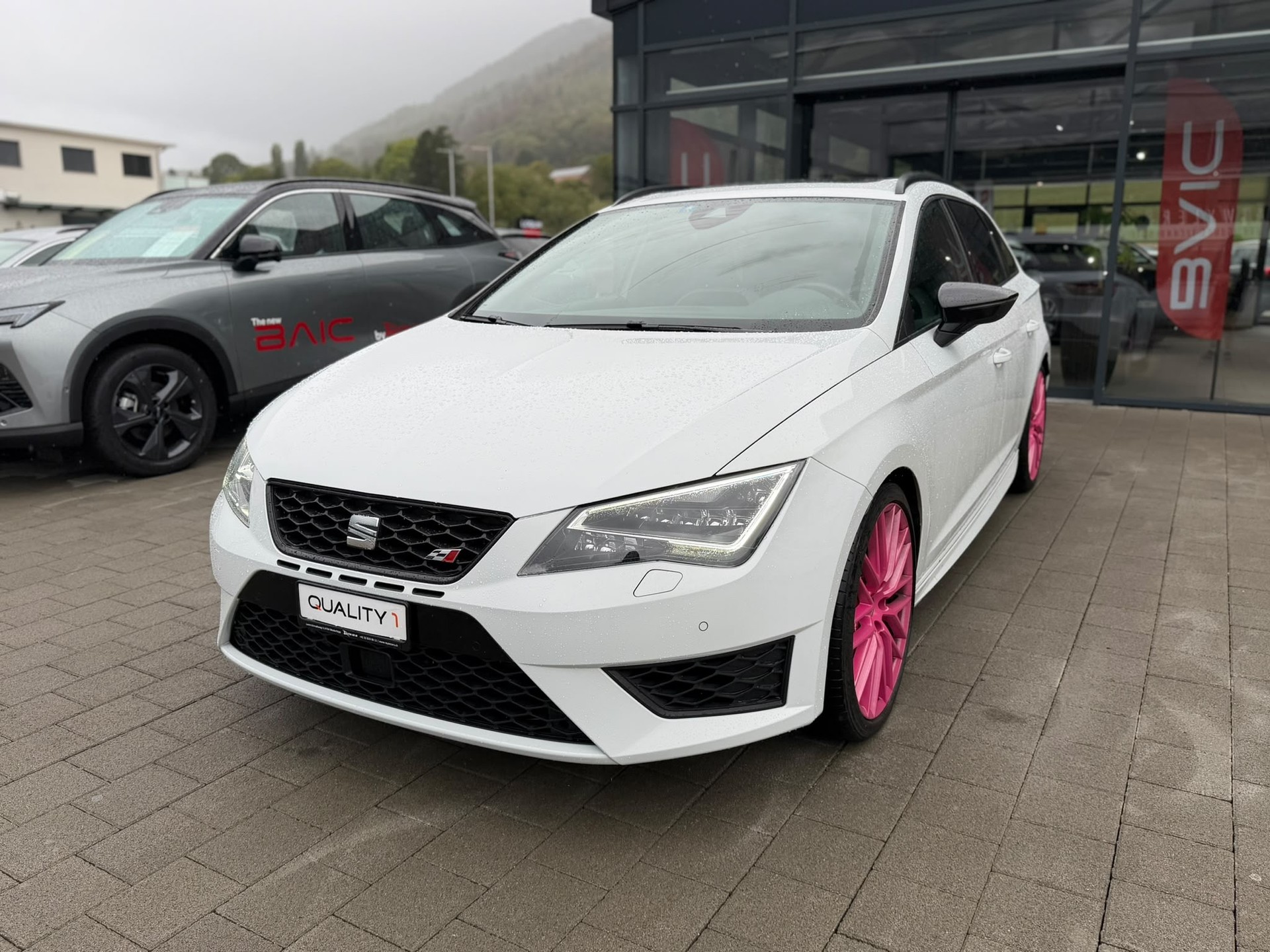 SEAT Leon ST 2.0 TSI Cupra 290 DSG-image-0