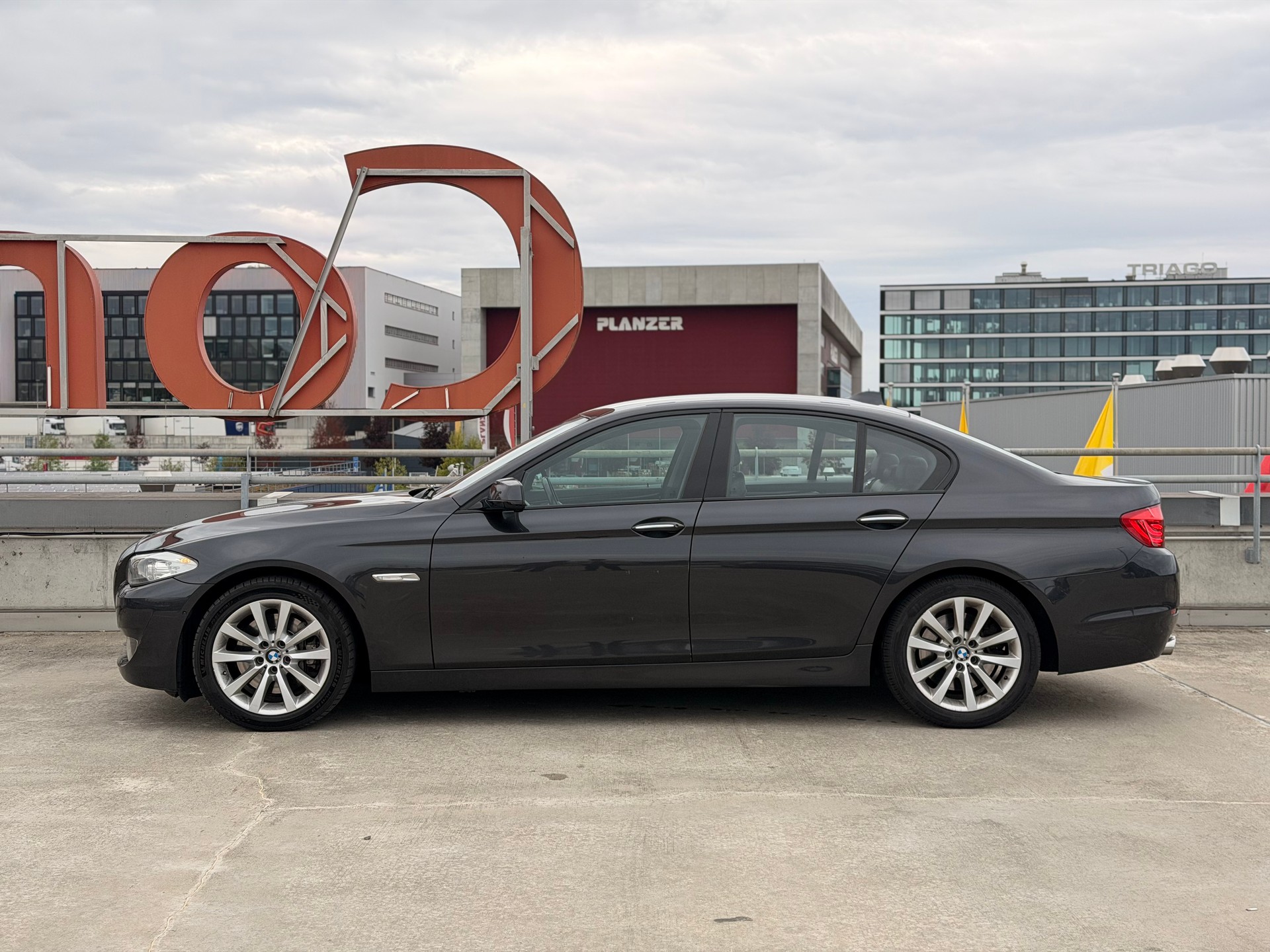 BMW 530d xDrive Steptronic-image-5