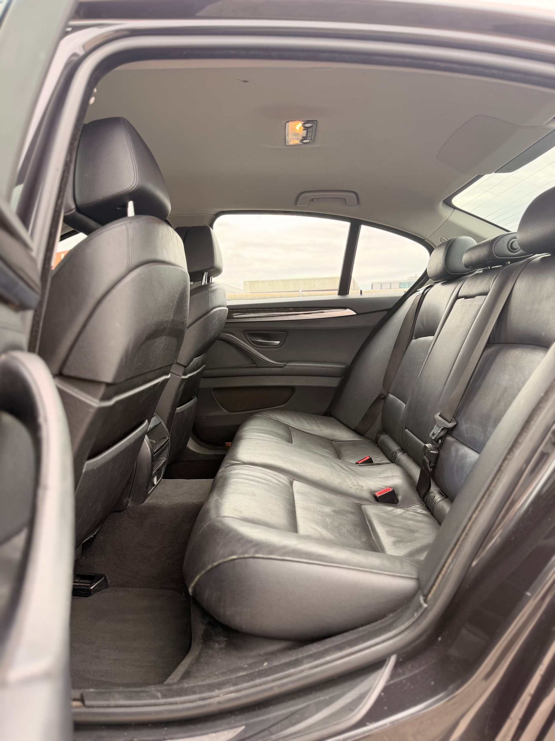 BMW 530d xDrive Steptronic-image-11