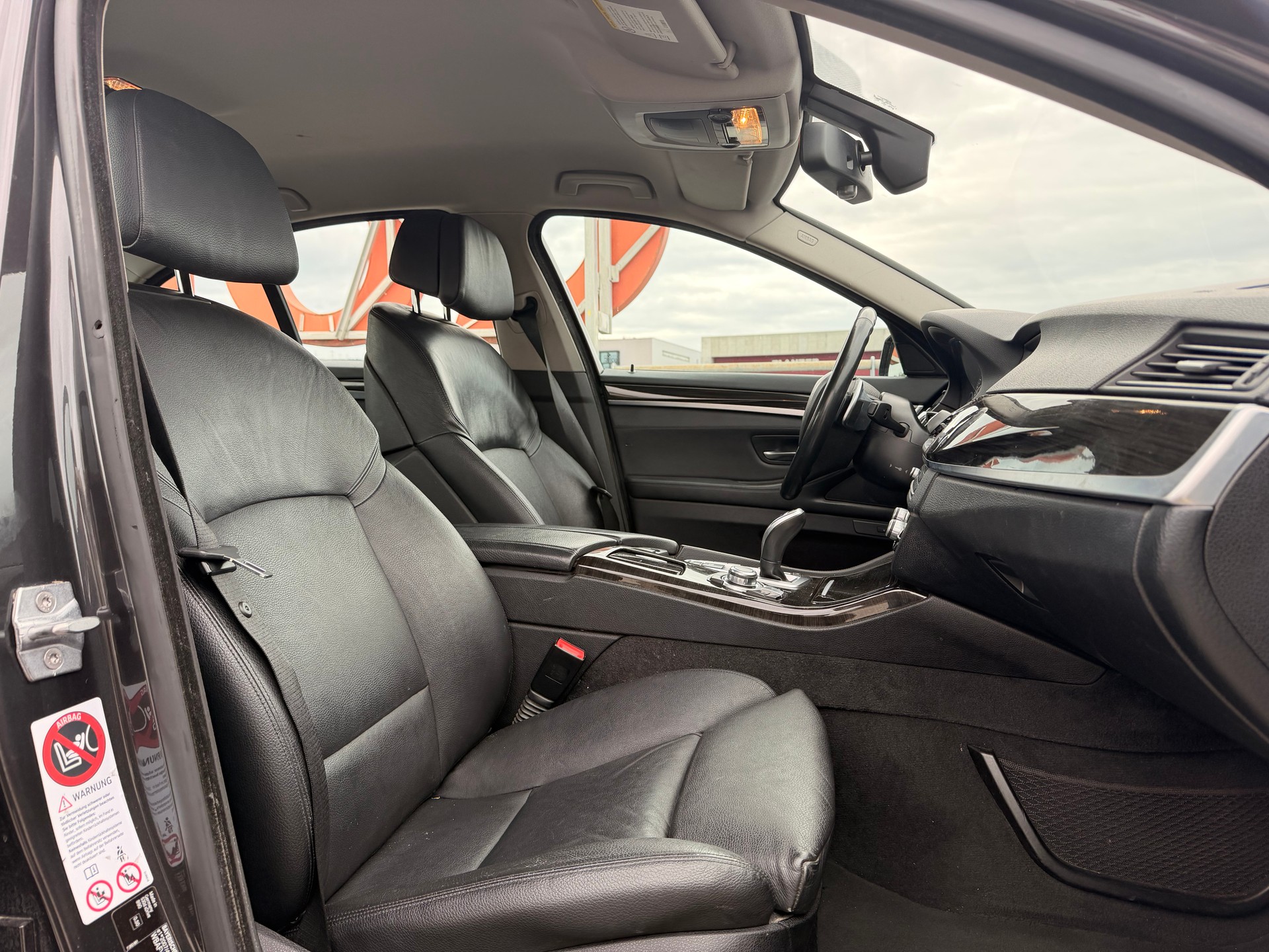 BMW 530d xDrive Steptronic-image-8