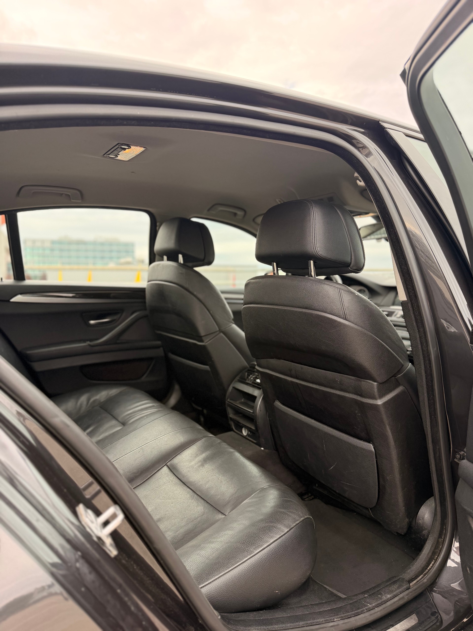 BMW 530d xDrive Steptronic-image-10