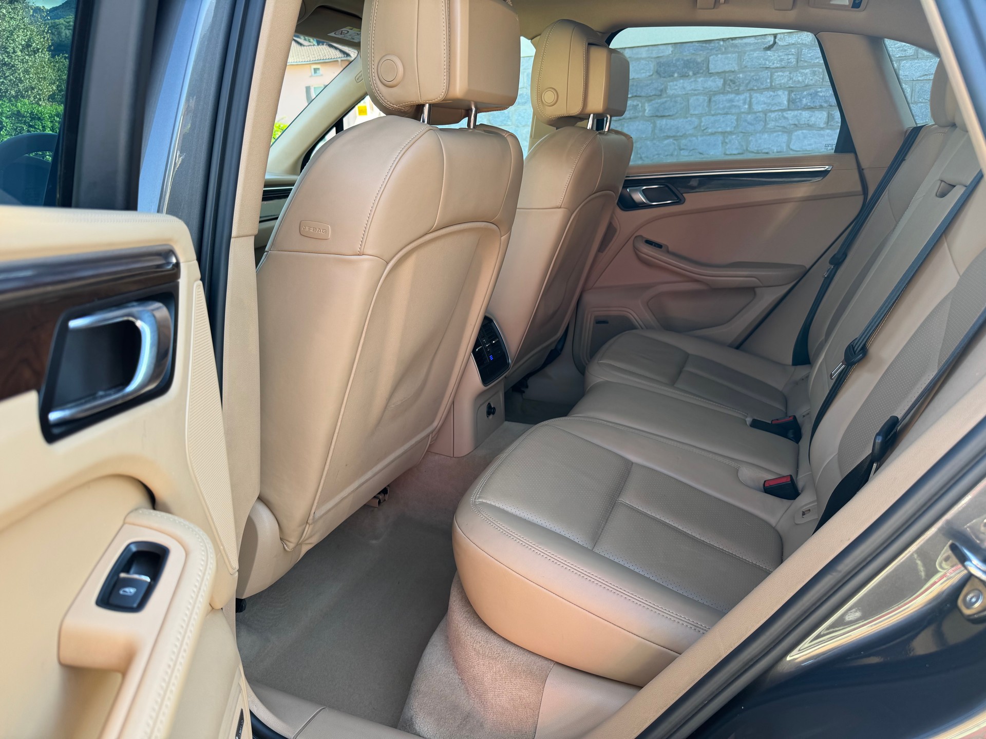 PORSCHE Macan S Diesel PDK Frisch ab MFK-image-9