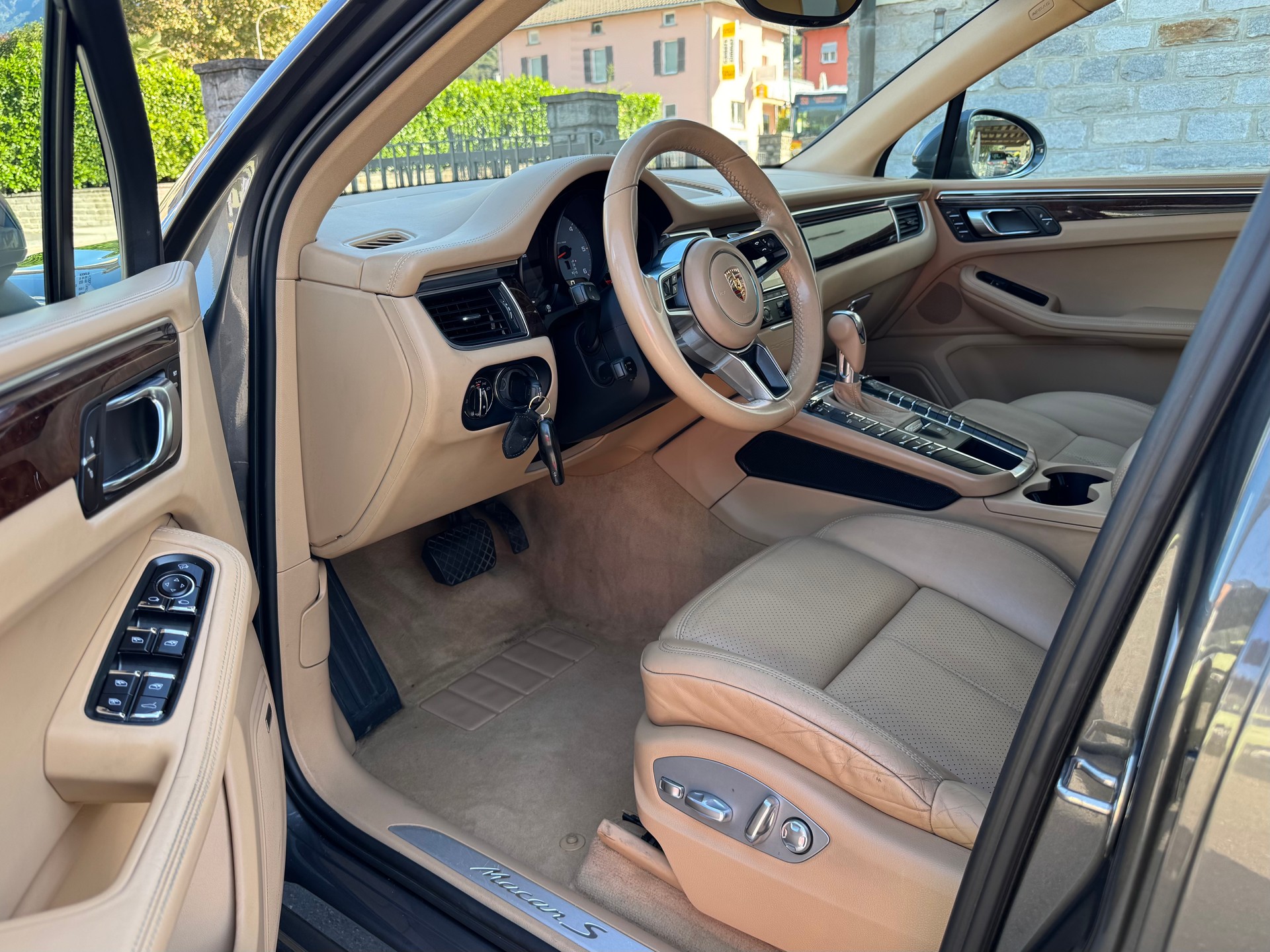 PORSCHE Macan S Diesel PDK Frisch ab MFK-image-6