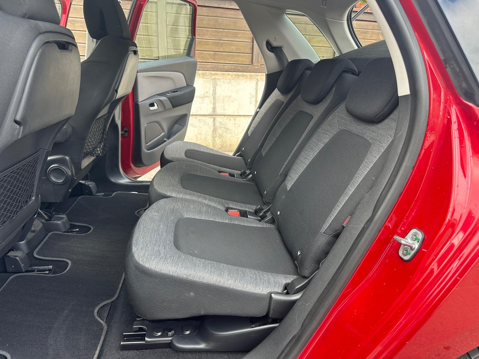 CITROEN C4 Picasso 2.0 BlueHDi Feel Edition EAT6-image-10