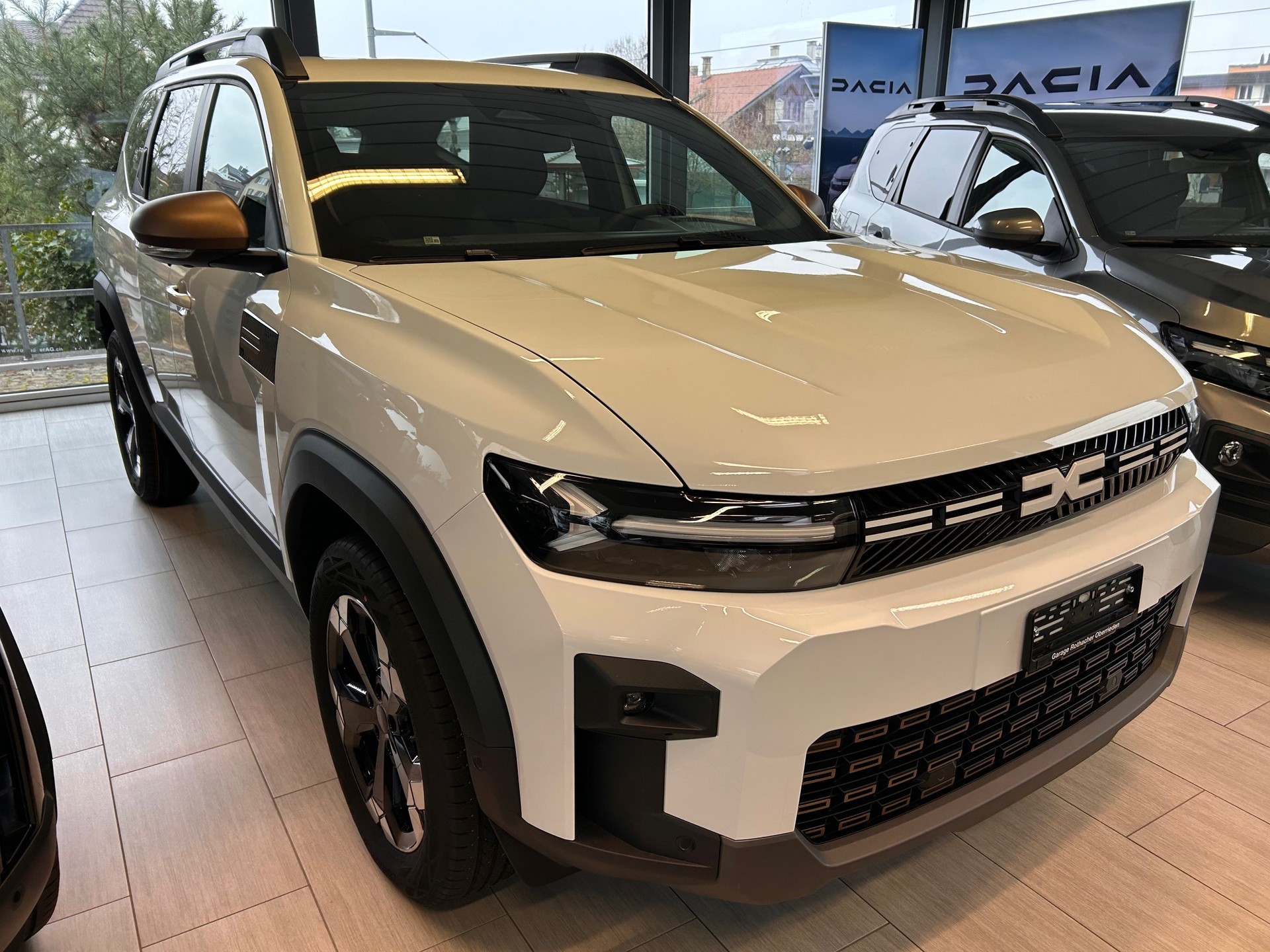 DACIA Bigster HEV 155 Extreme-image-1