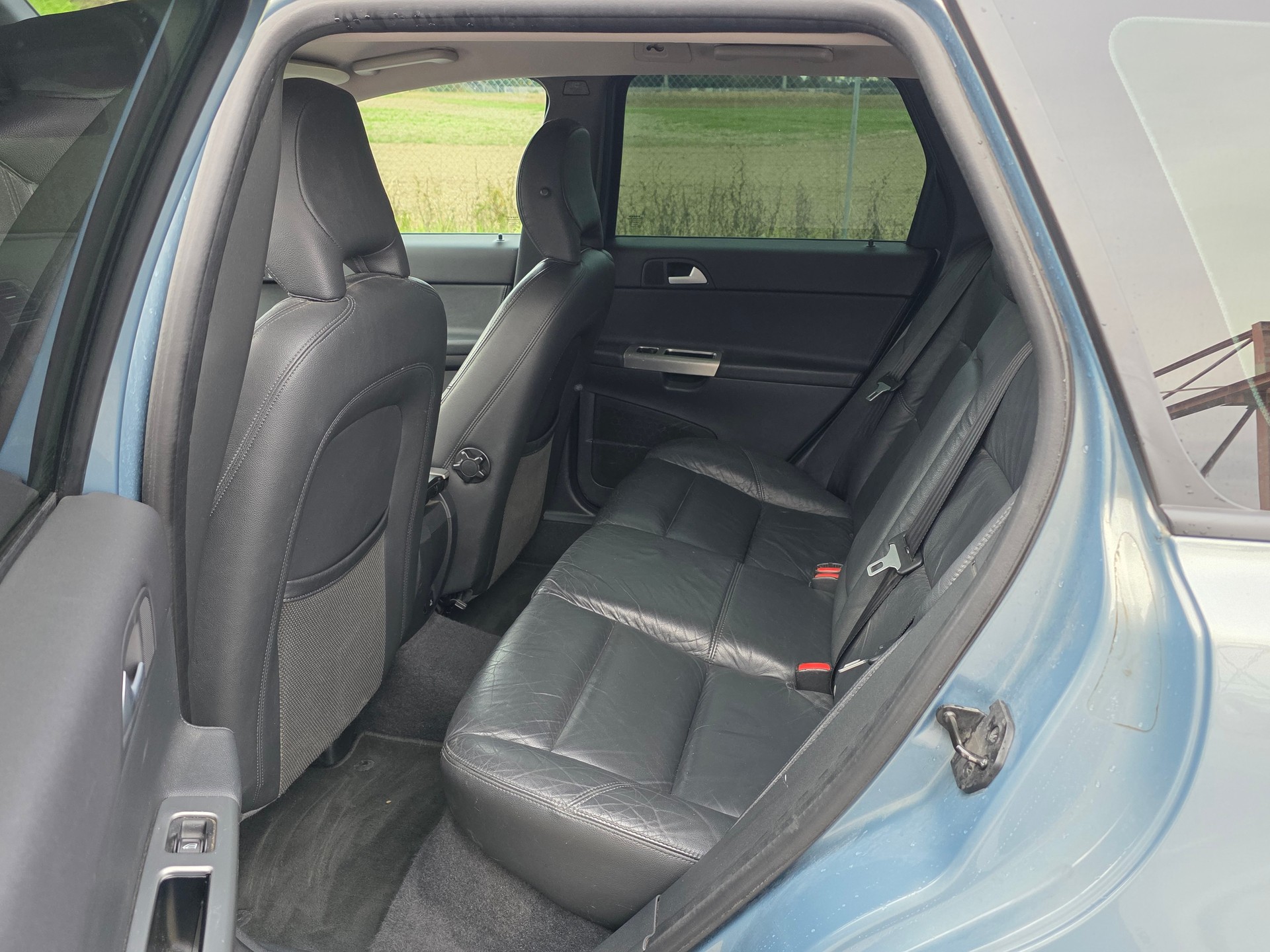 VOLVO V50 D5 Geartronic / Ab Mfk 03.2026 / Winterauto-image-8