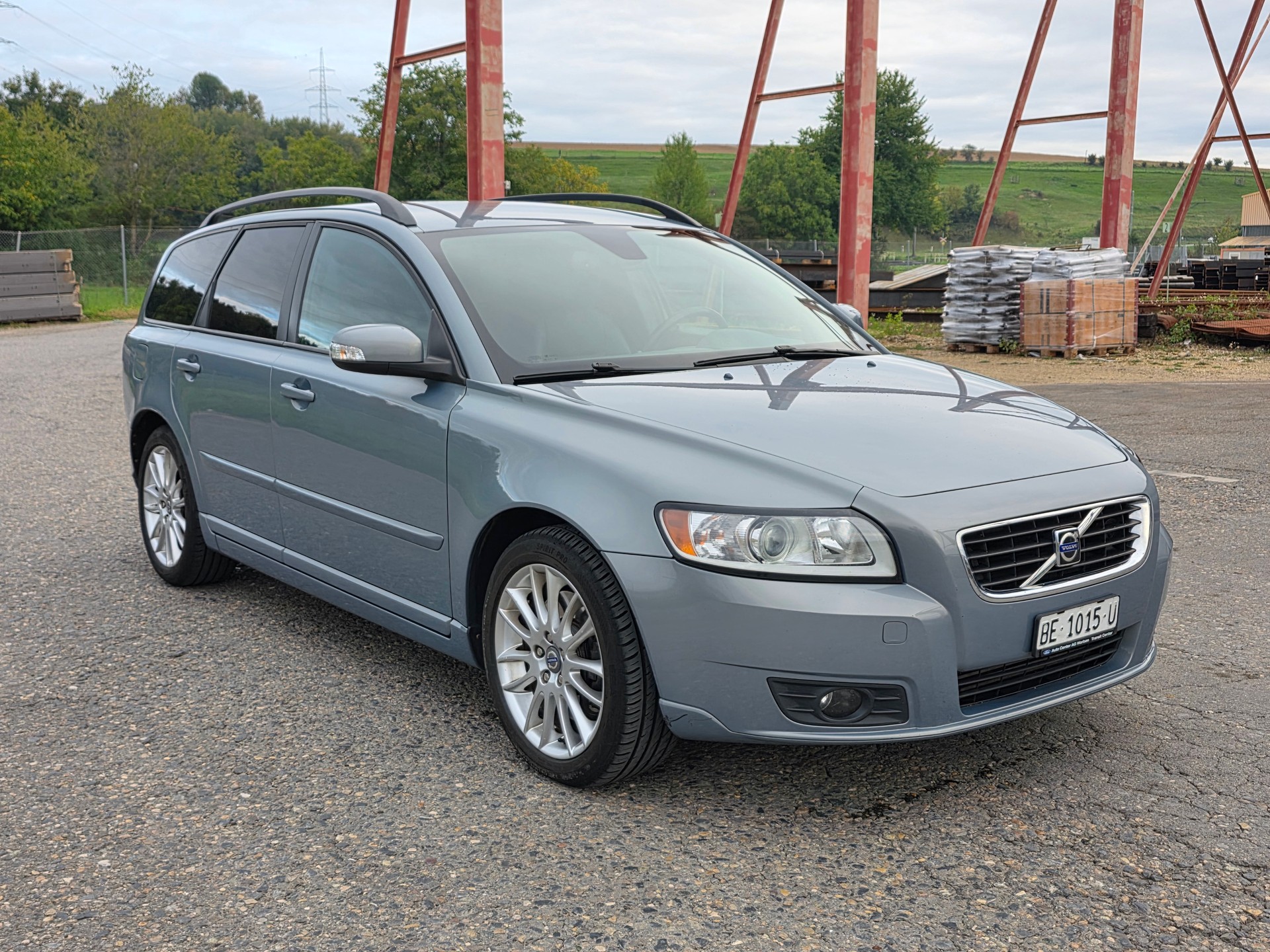 VOLVO V50 D5 Geartronic / Ab Mfk 03.2026 / Winterauto-image-4