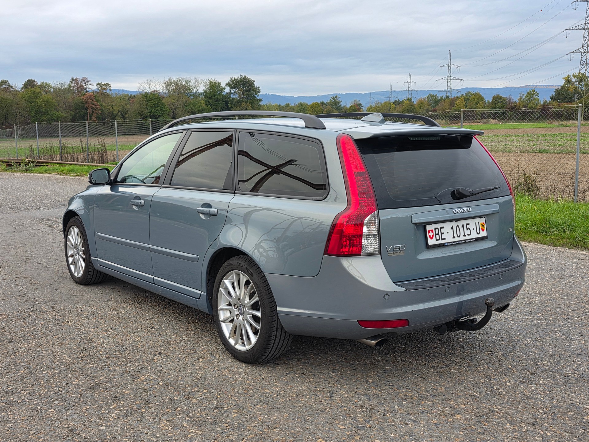 VOLVO V50 D5 Geartronic / Ab Mfk 03.2026 / Winterauto-image-1