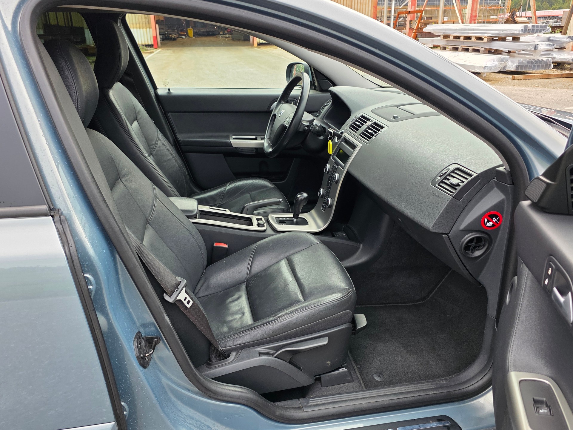 VOLVO V50 D5 Geartronic / Ab Mfk 03.2026 / Winterauto-image-7