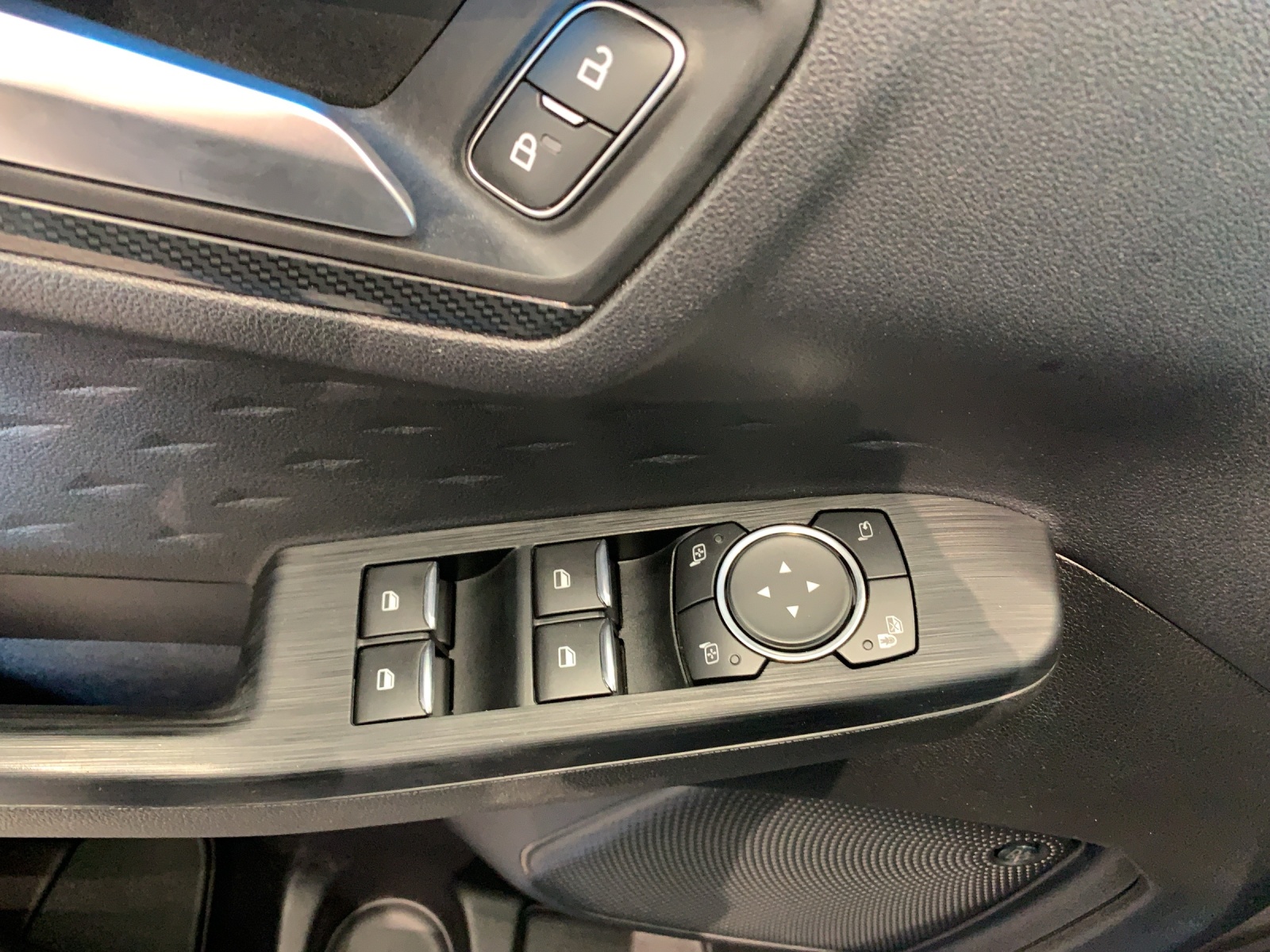 FORD Kuga 2.0 EcoBlue ST-Line X 4x4-image-3