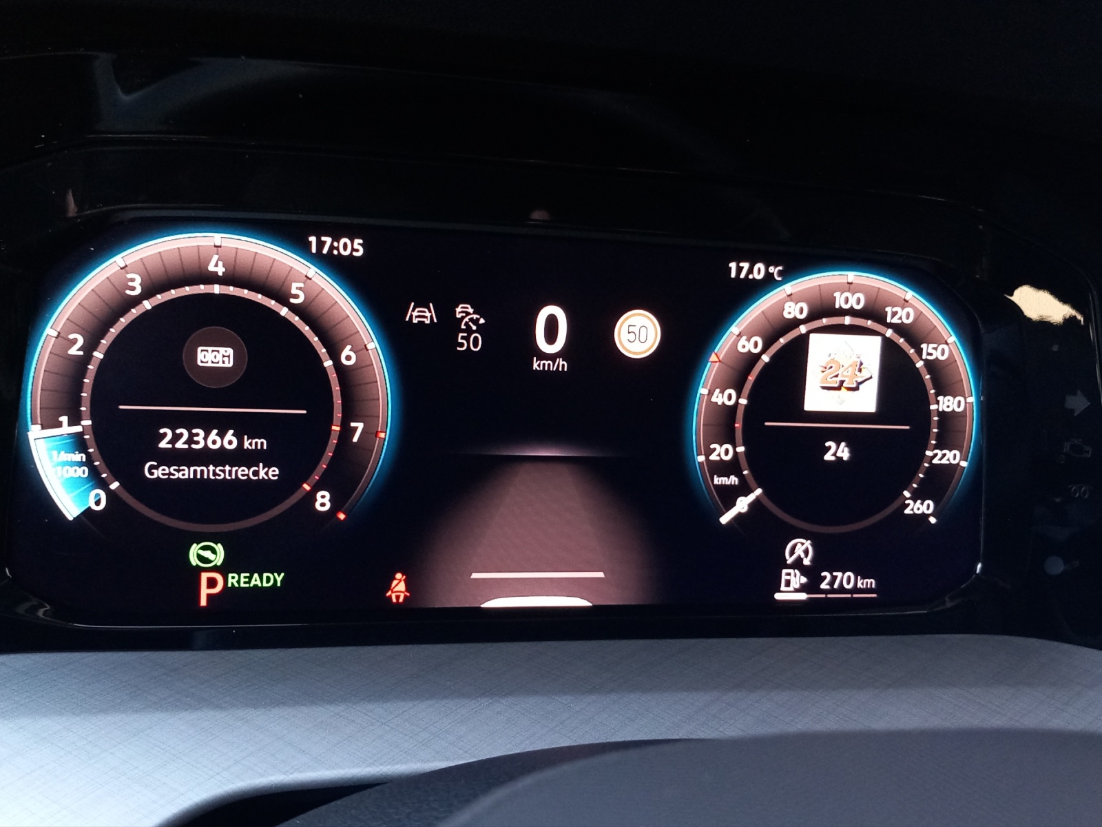 VW Golf VIII 1.5 eTSI DSG-image-6