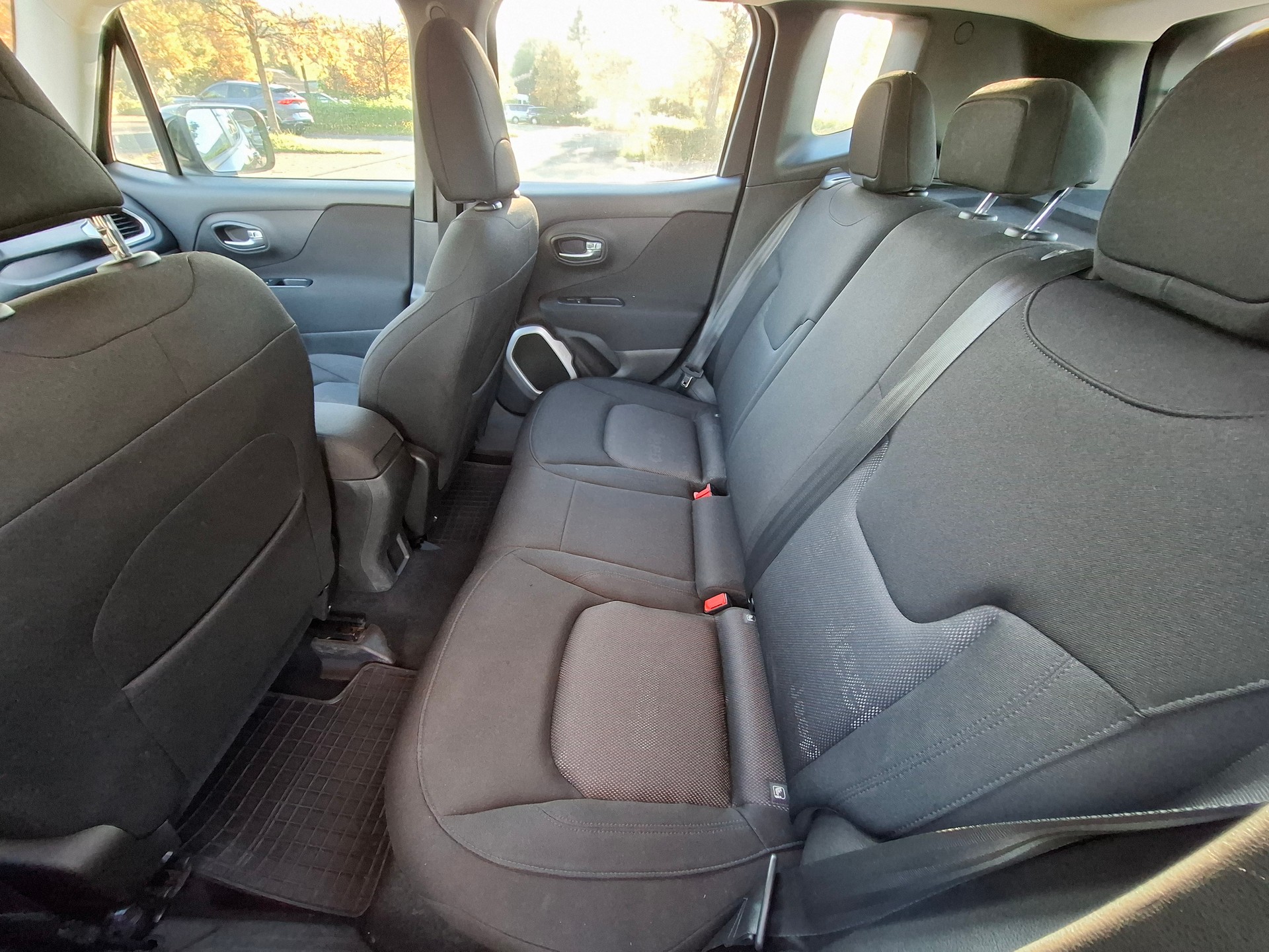 JEEP Renegade 1.4 Turbo Street Edition-image-11