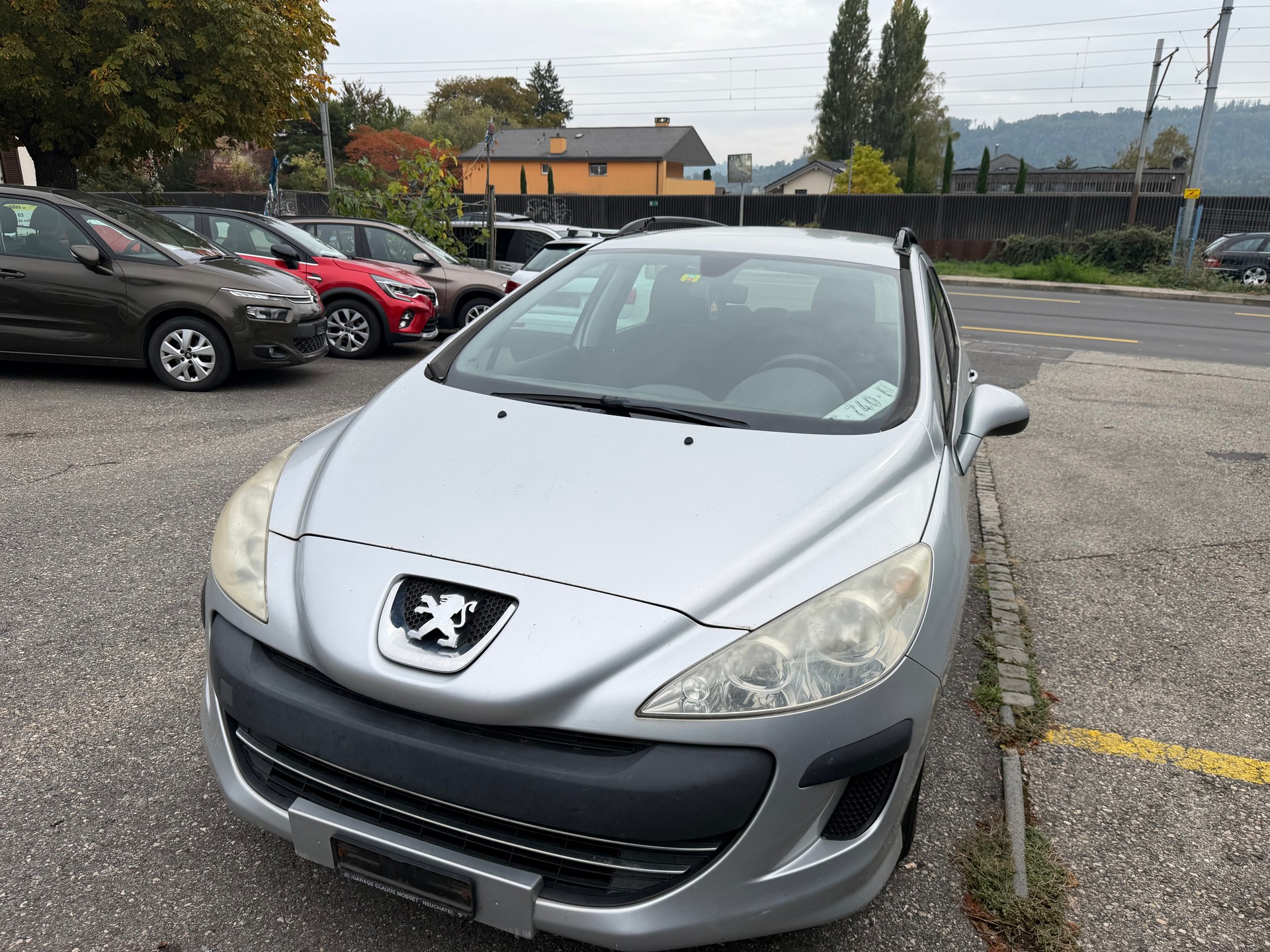 PEUGEOT 308 SW 1.6 HDI Trendy-image-2