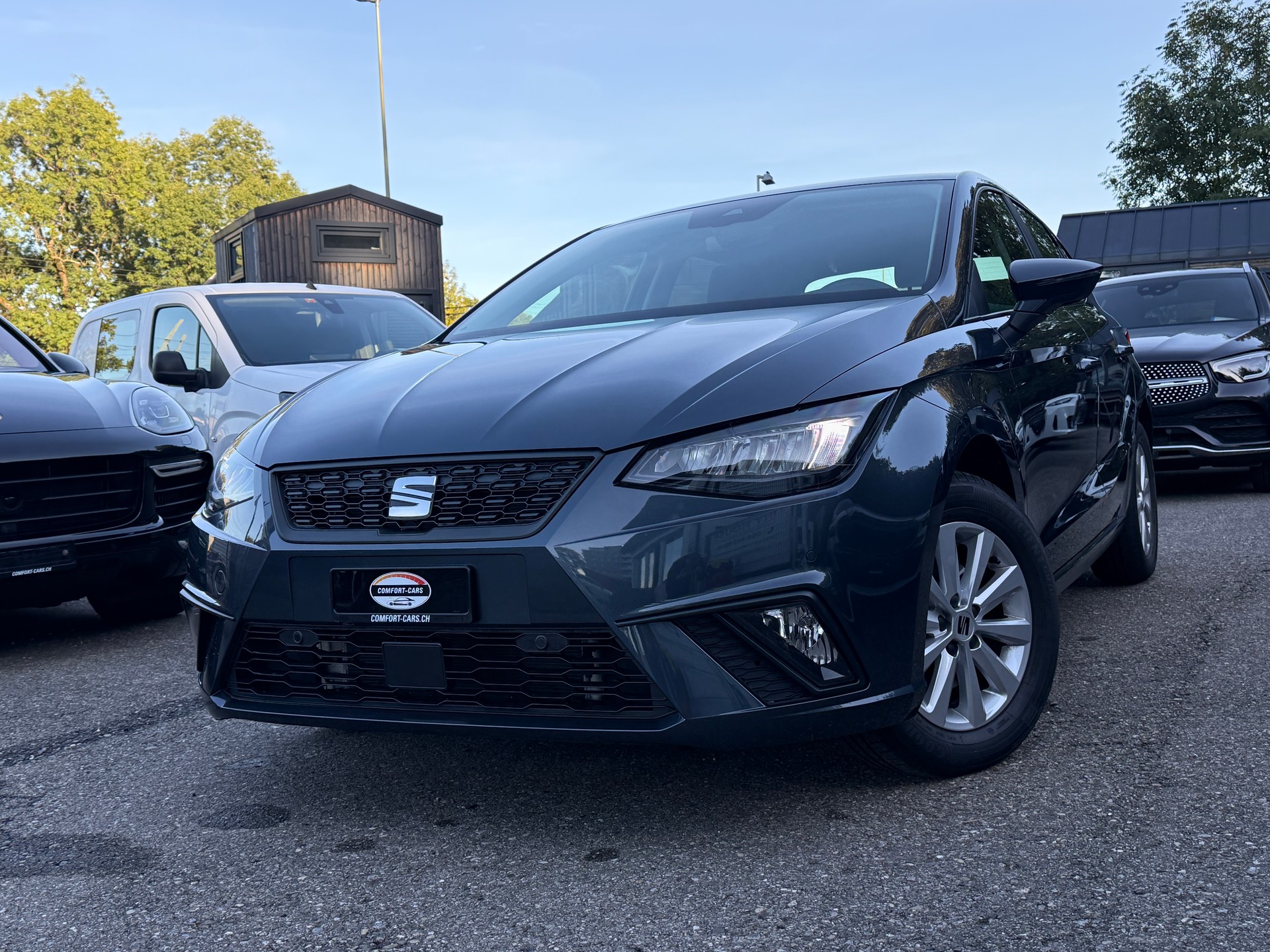 SEAT Ibiza 1.0 EcoTSI Move DSG Magnetic Grey metallic-image-1