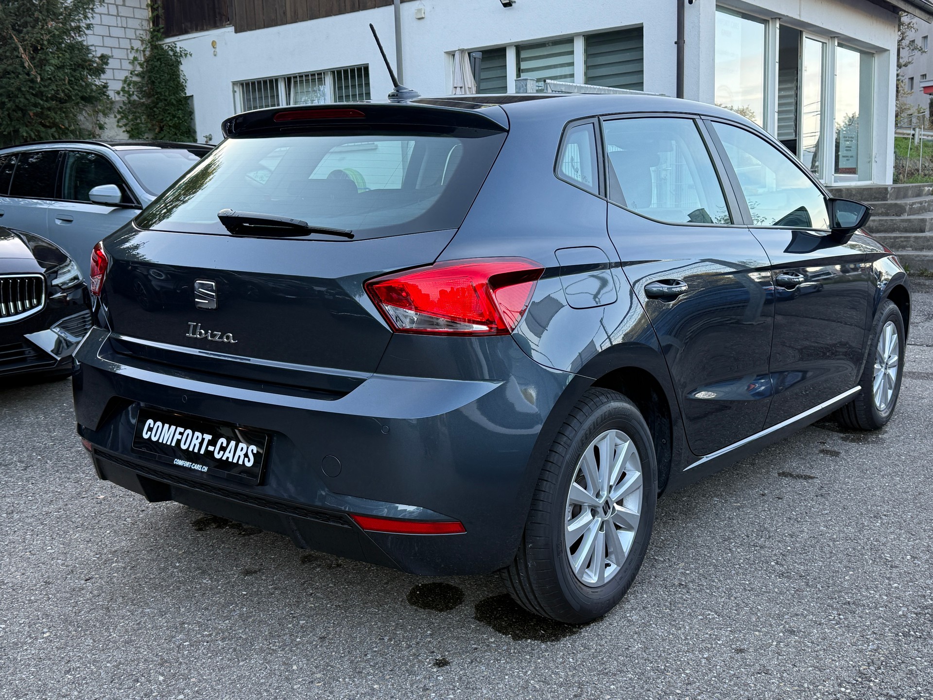 SEAT Ibiza 1.0 EcoTSI Move DSG Magnetic Grey metallic-image-5