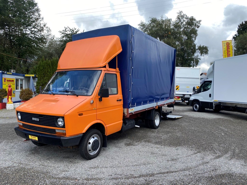 IVECO DAILY Blache / Hebebühne / Anhängerkupplung-image-2