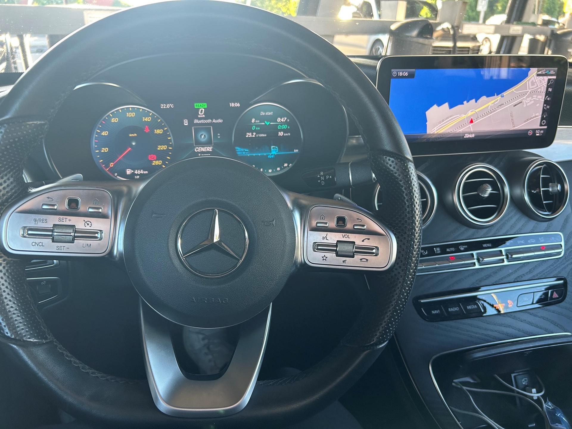 MERCEDES-BENZ C 200 Cabriolet 4Matic 9G-Tronic-image-9