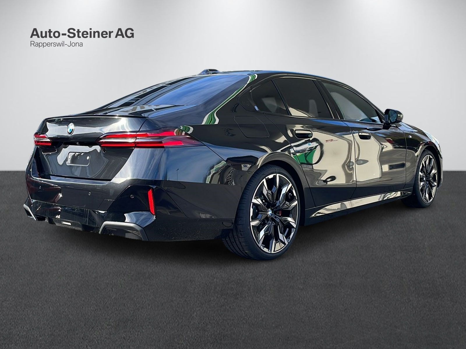 BMW 520d xDrive 48V M Sport Pro Steptronic-image-1