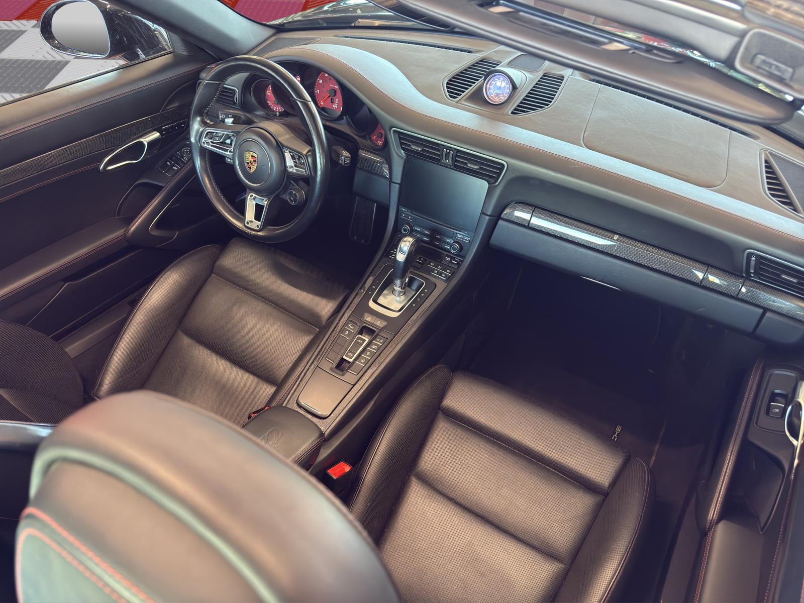 PORSCHE 911 Targa 4S PDK-image-18