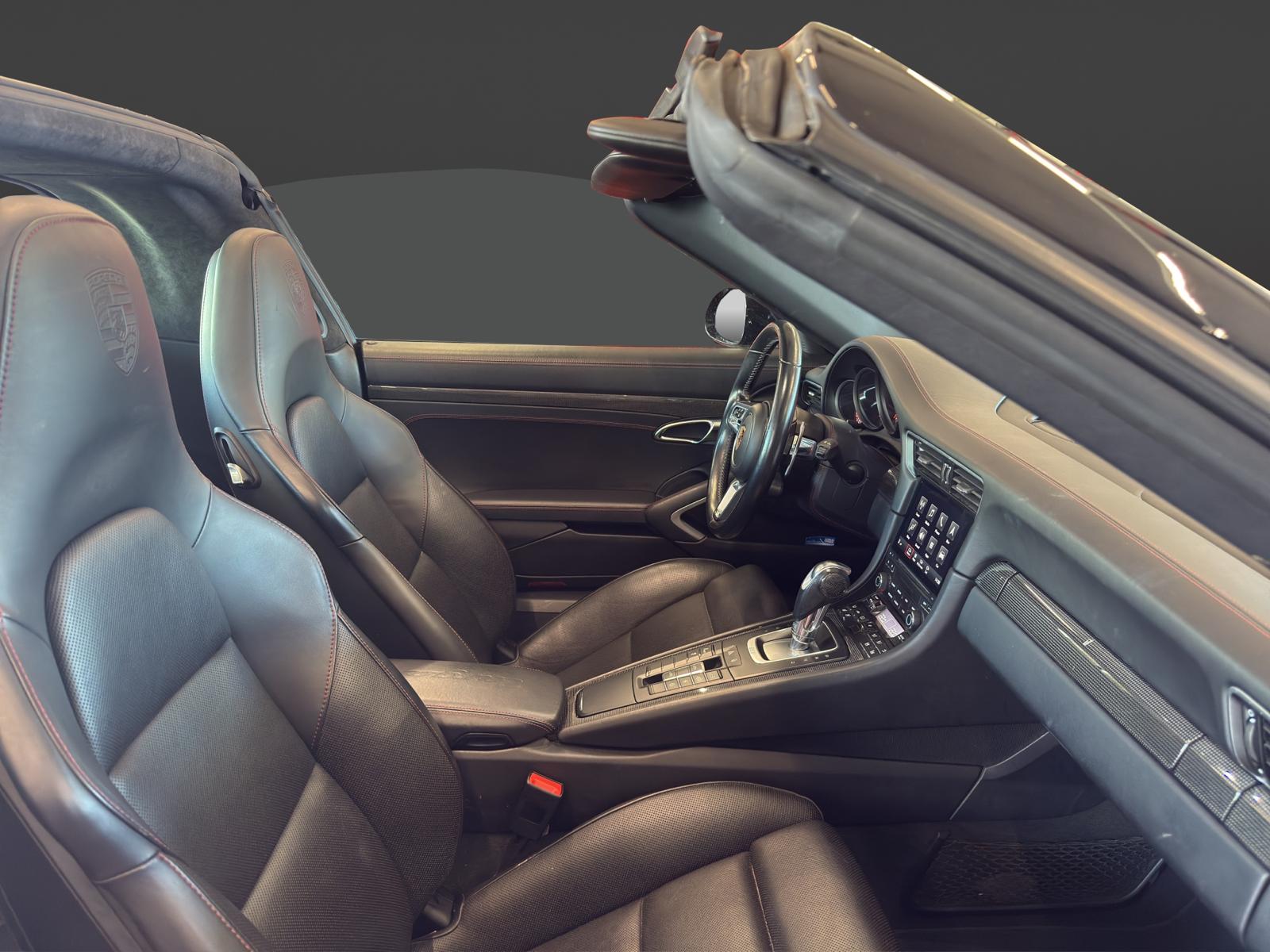 PORSCHE 911 Targa 4S PDK-image-15