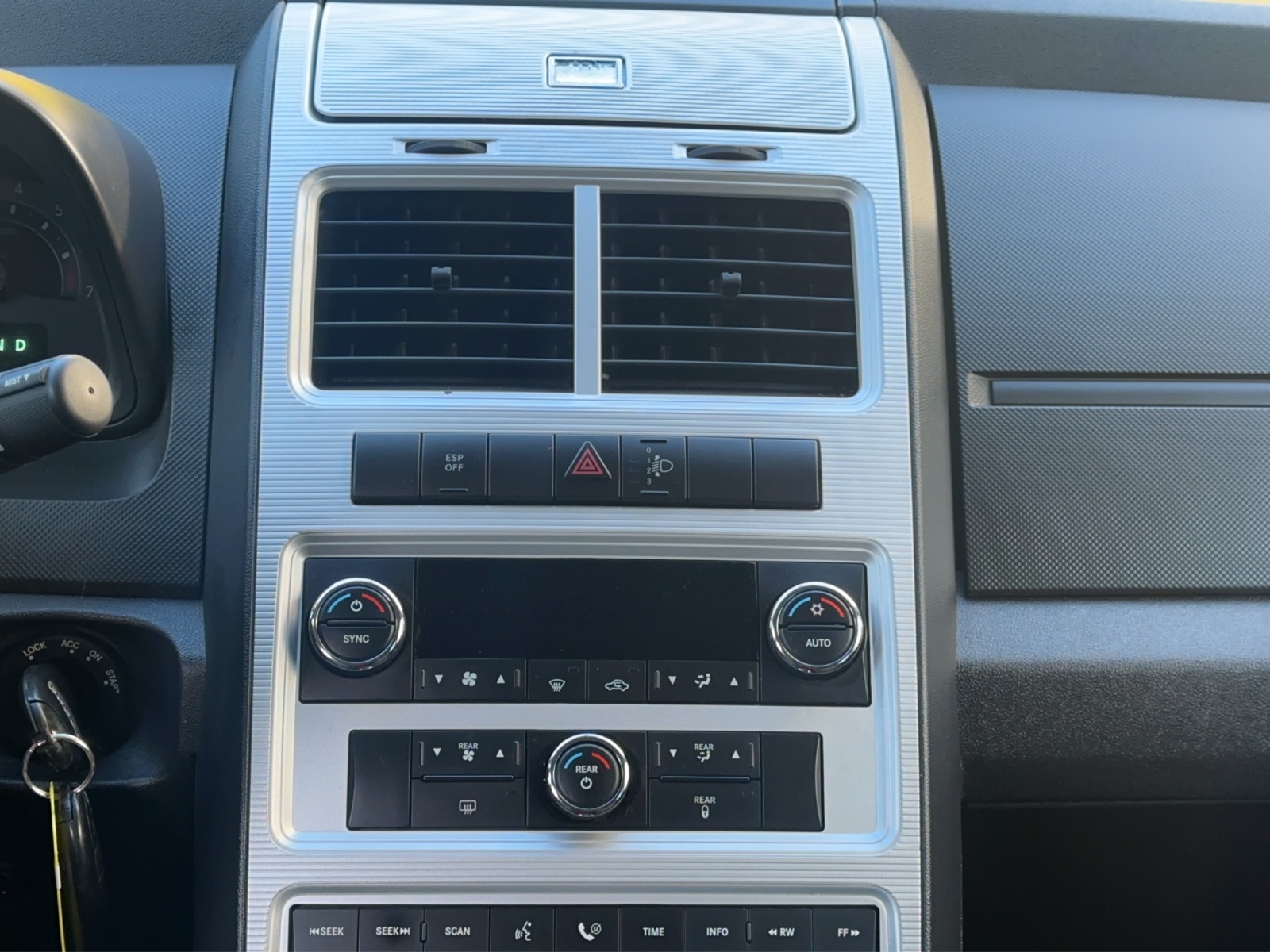 DODGE Journey 2.4 SE-image-15