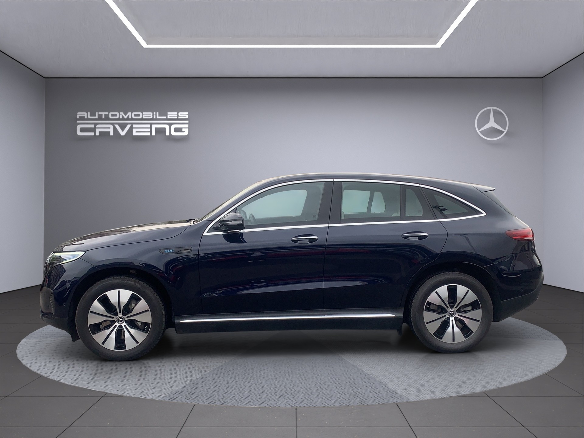 MERCEDES-BENZ EQC 400 4Matic-showroom-element-1