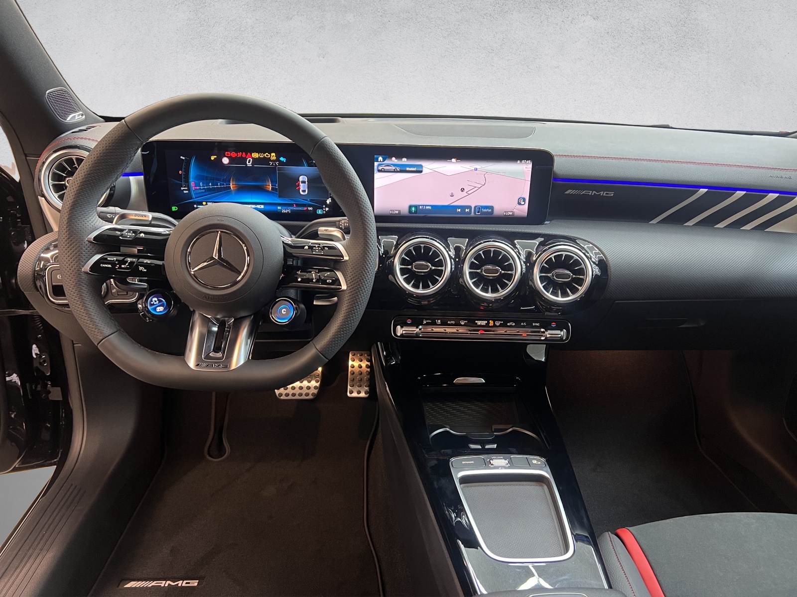 MERCEDES-BENZ CLA 45 S AMG 4Matic+-image-13