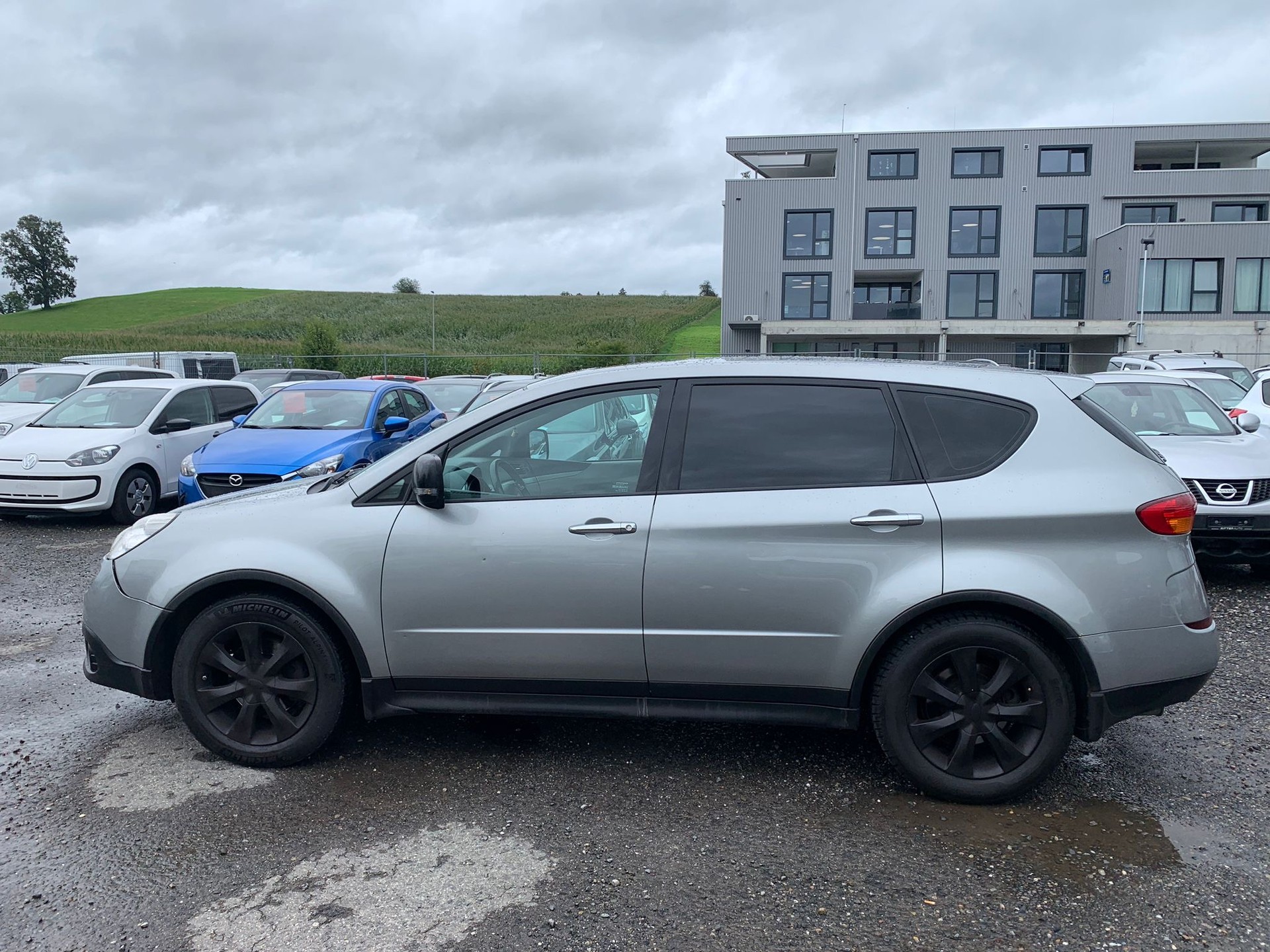 SUBARU Tribeca 3.0 AWD Executive-image-2