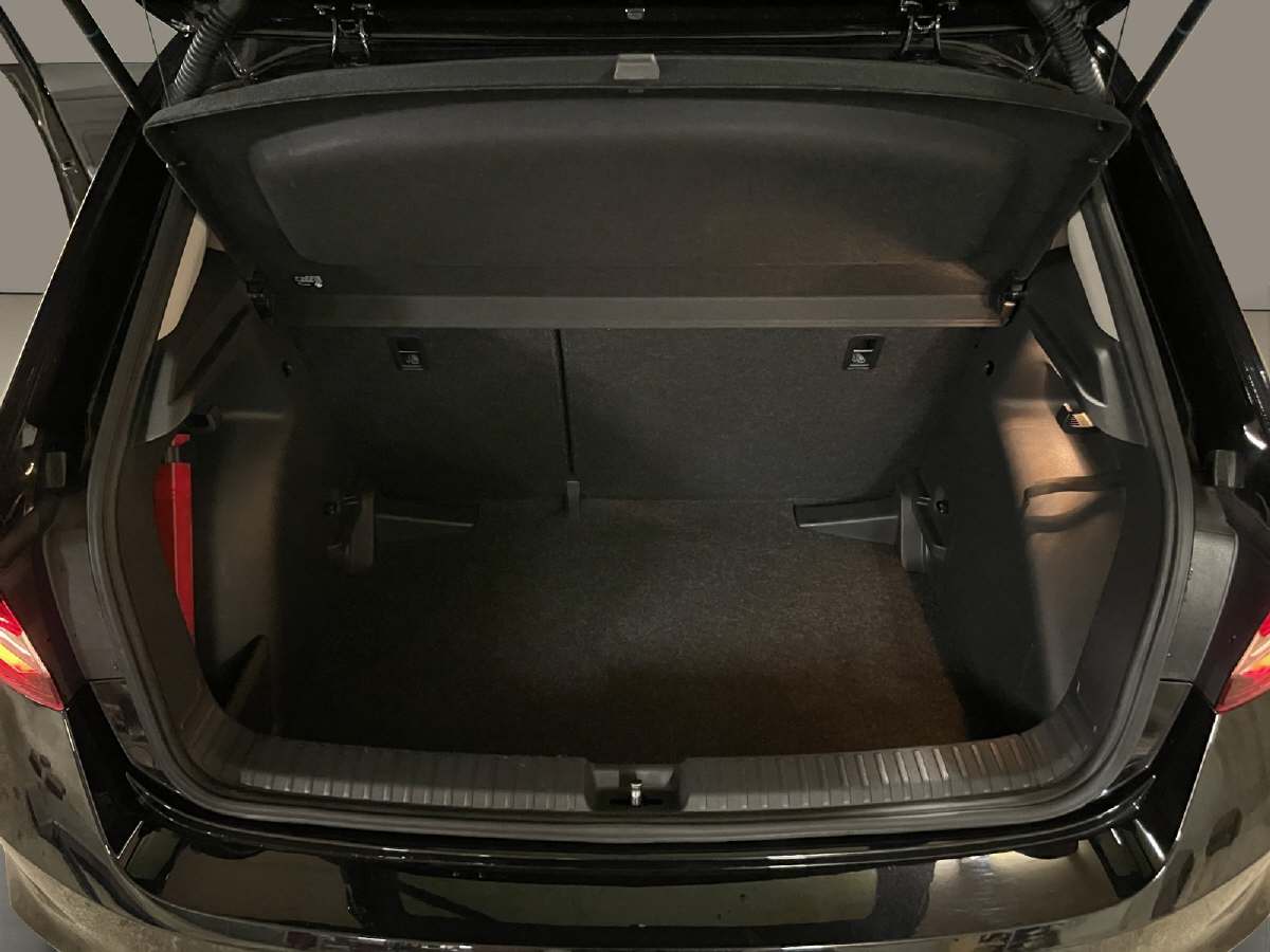 SKODA Fabia 1.0 TSI Ambition-image-11