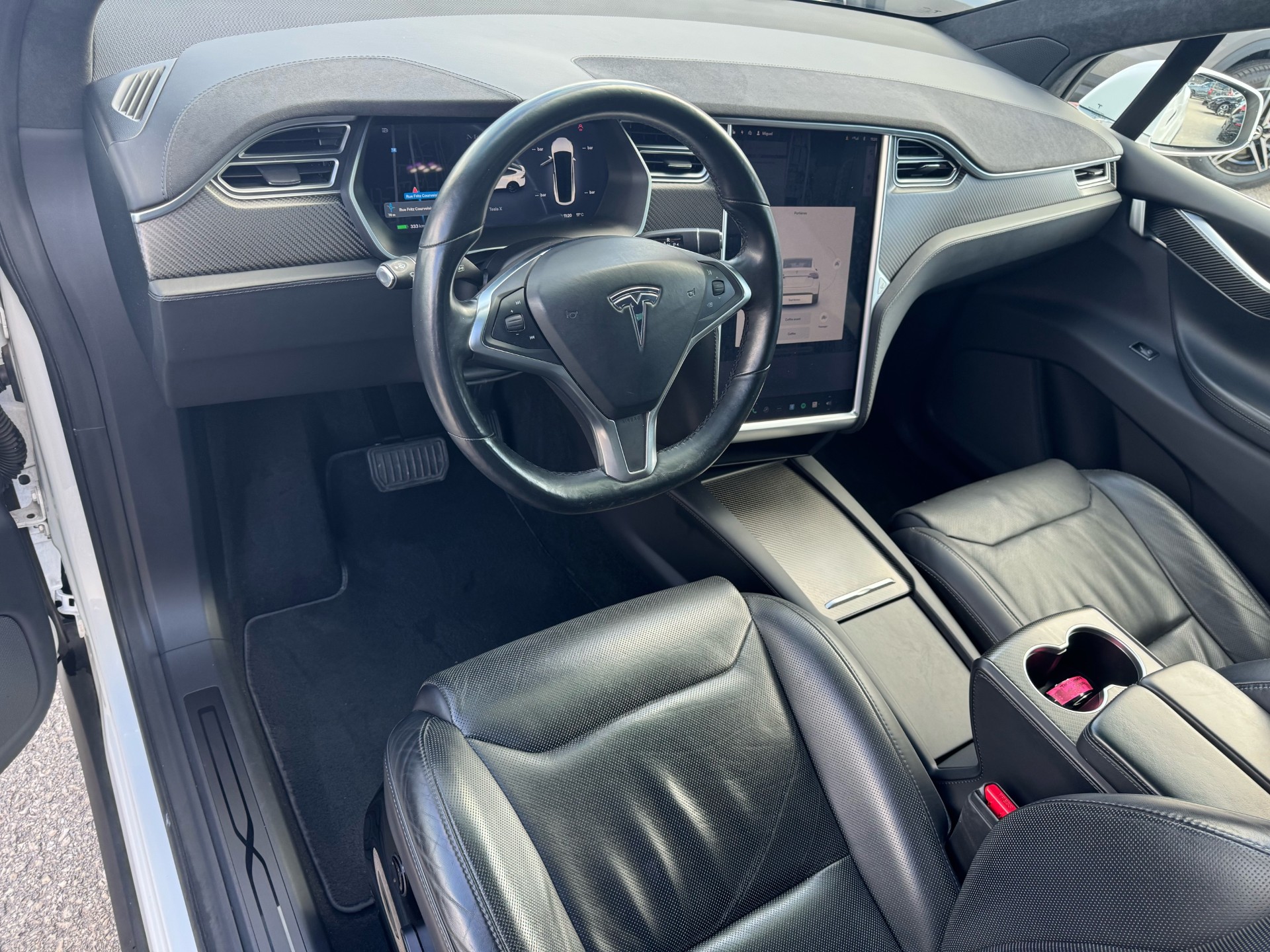 TESLA Model X 90 D-image-6
