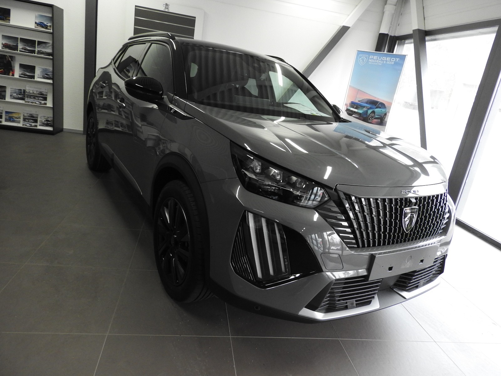 PEUGEOT 2008 156 e 54 kWh GT-image-2