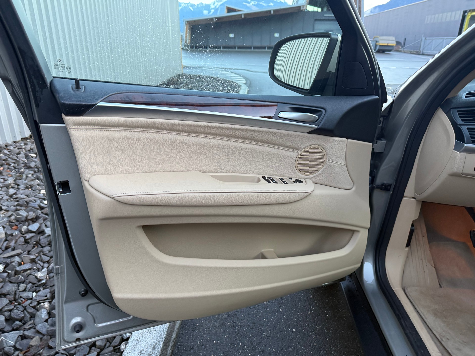 BMW X5 xDrive 35i Steptronic-image-12