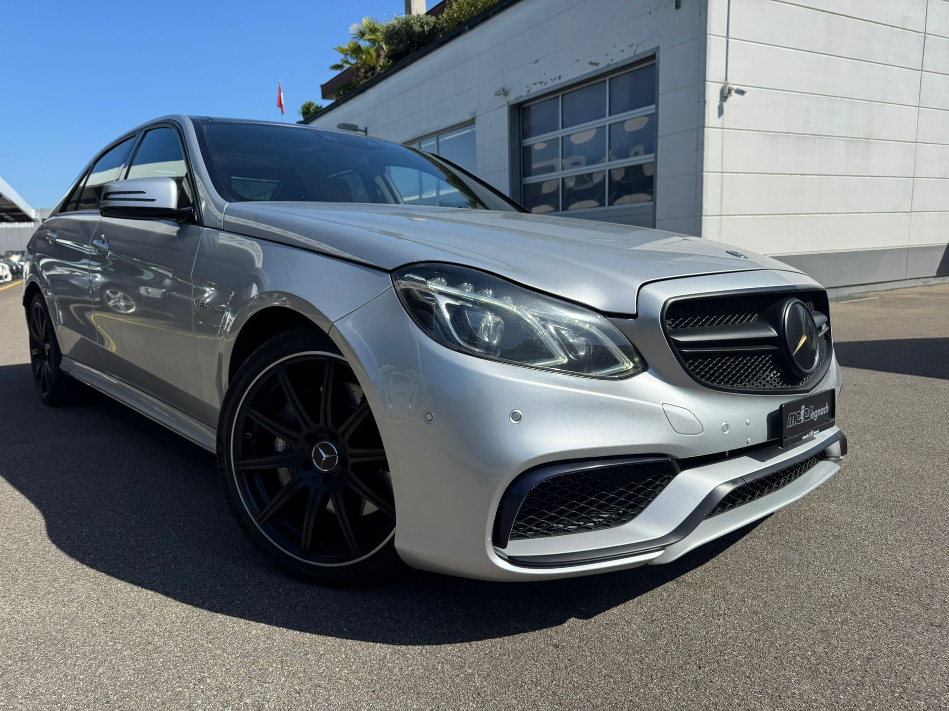 MERCEDES-BENZ E 63 AMG 4Matic Speedshift-image-1