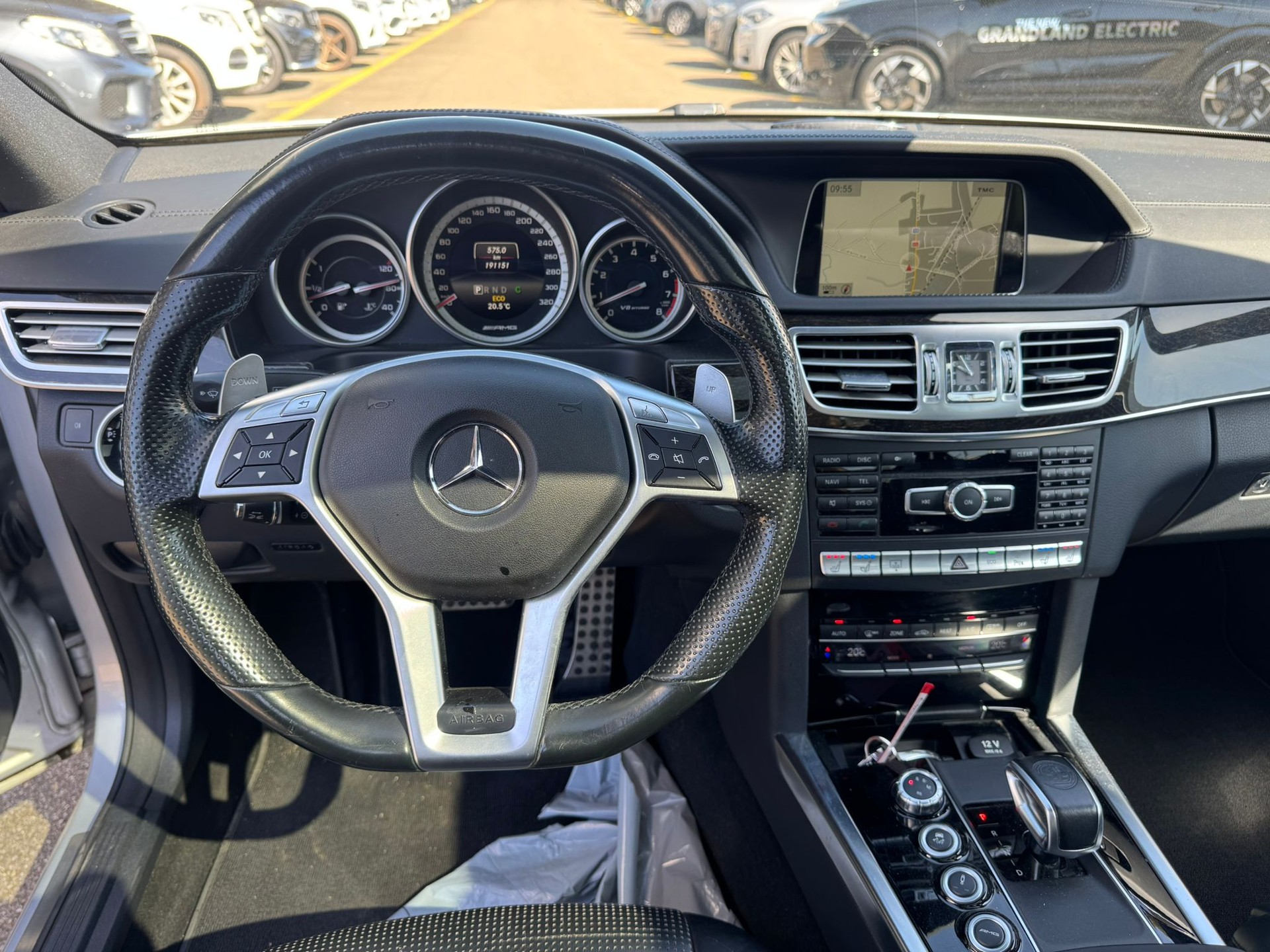 MERCEDES-BENZ E 63 AMG 4Matic Speedshift-image-14