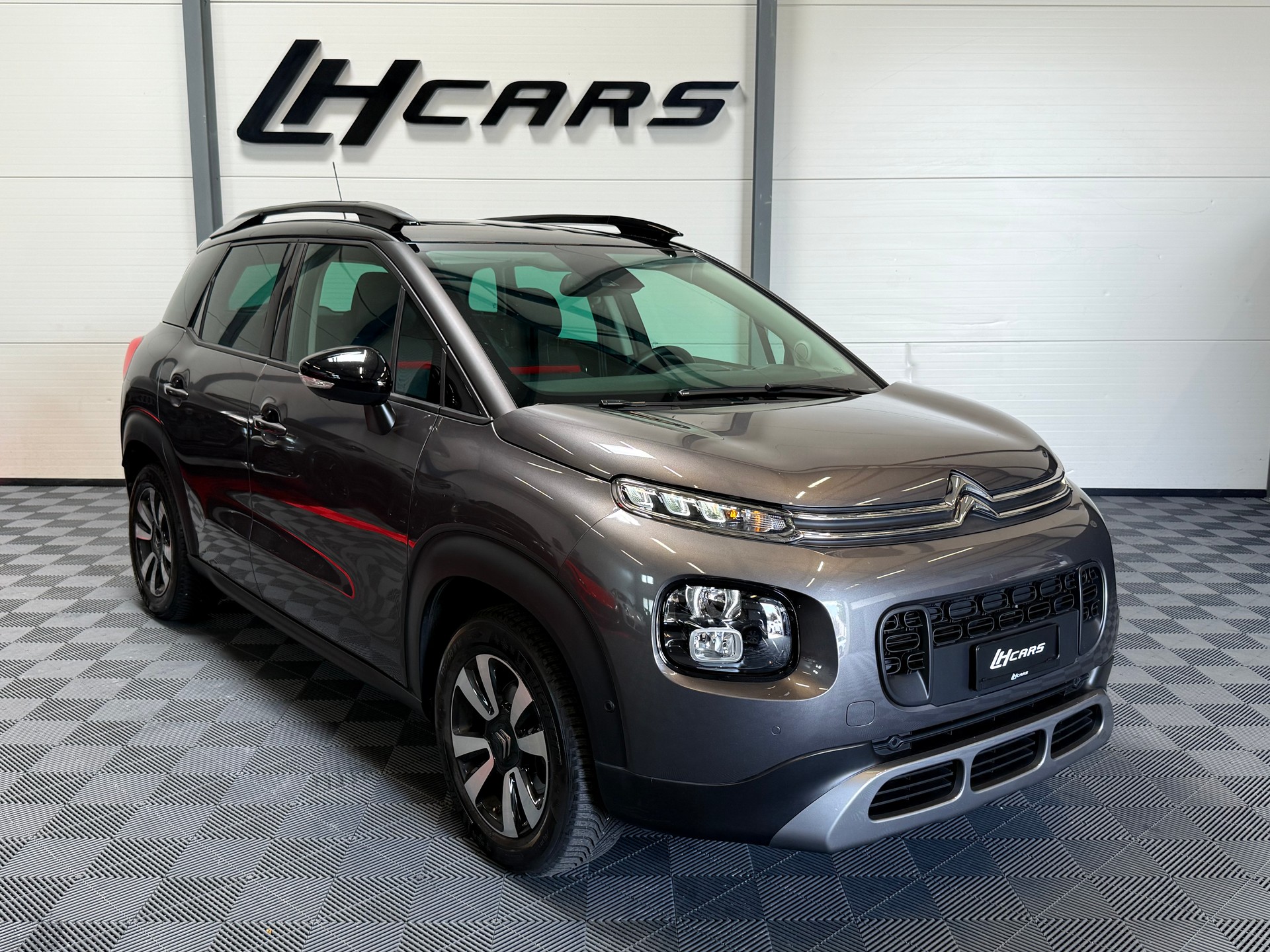 CITROEN C3 Aircross 1.2 PureTech 130 Shine-image-5