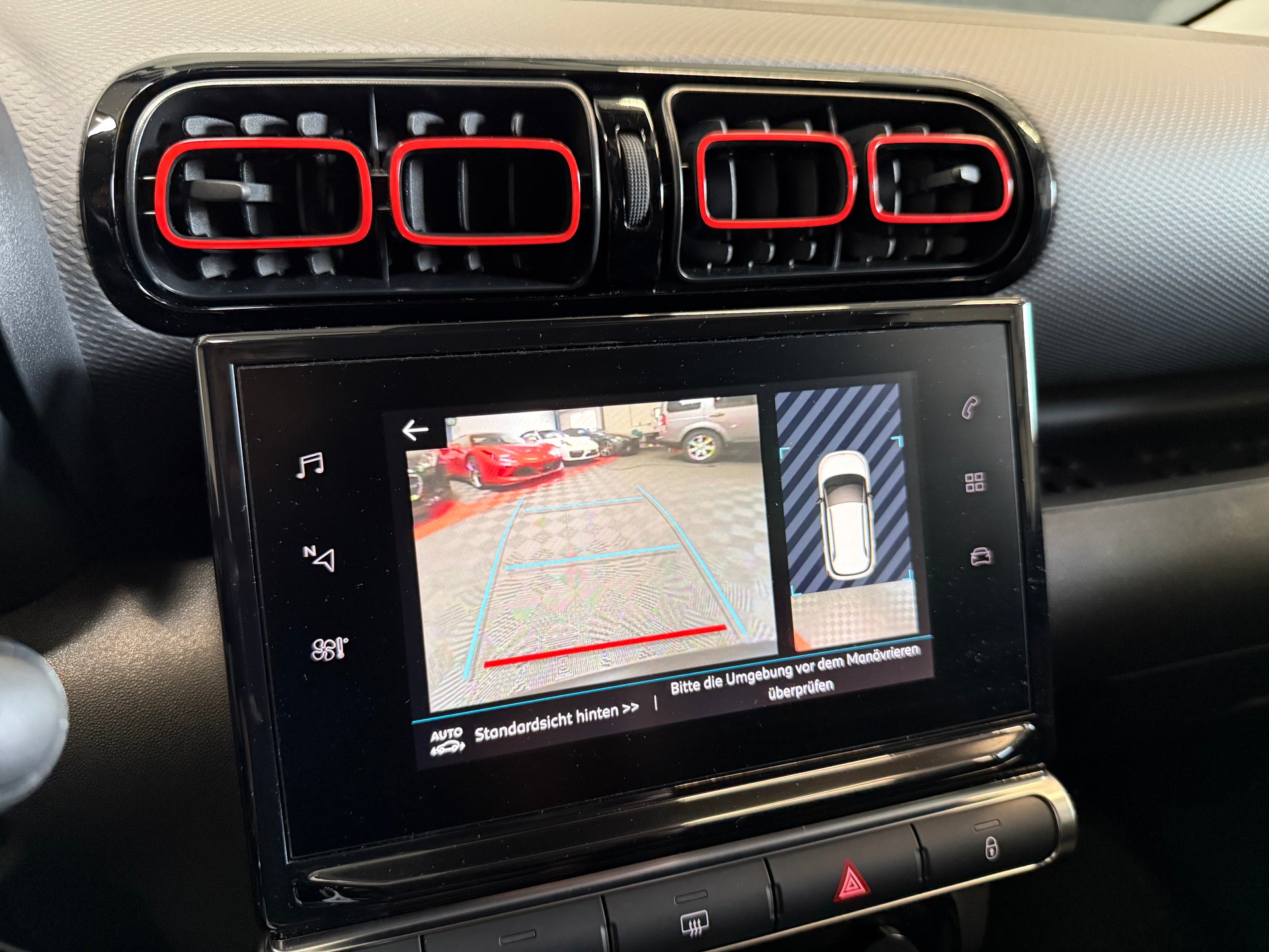 CITROEN C3 Aircross 1.2 PureTech 130 Shine-image-15