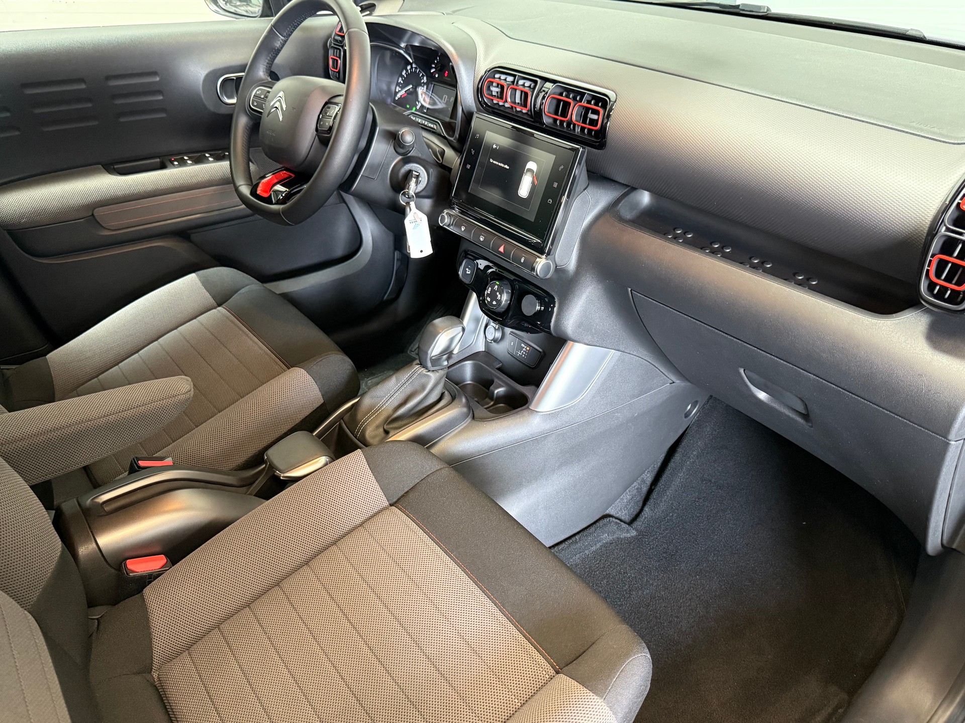 CITROEN C3 Aircross 1.2 PureTech 130 Shine-image-7