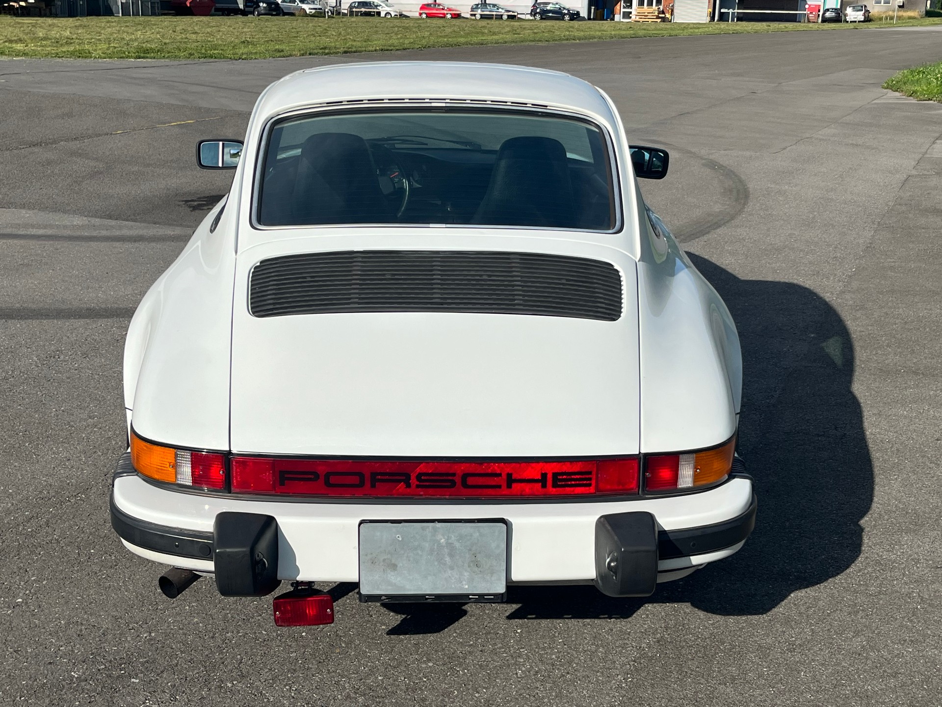 PORSCHE 911 SC 3.0-image-14