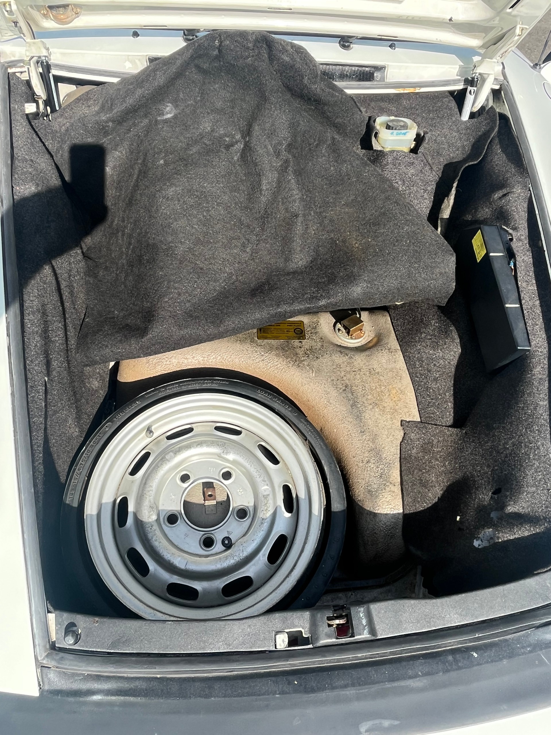 PORSCHE 911 SC 3.0-image-8